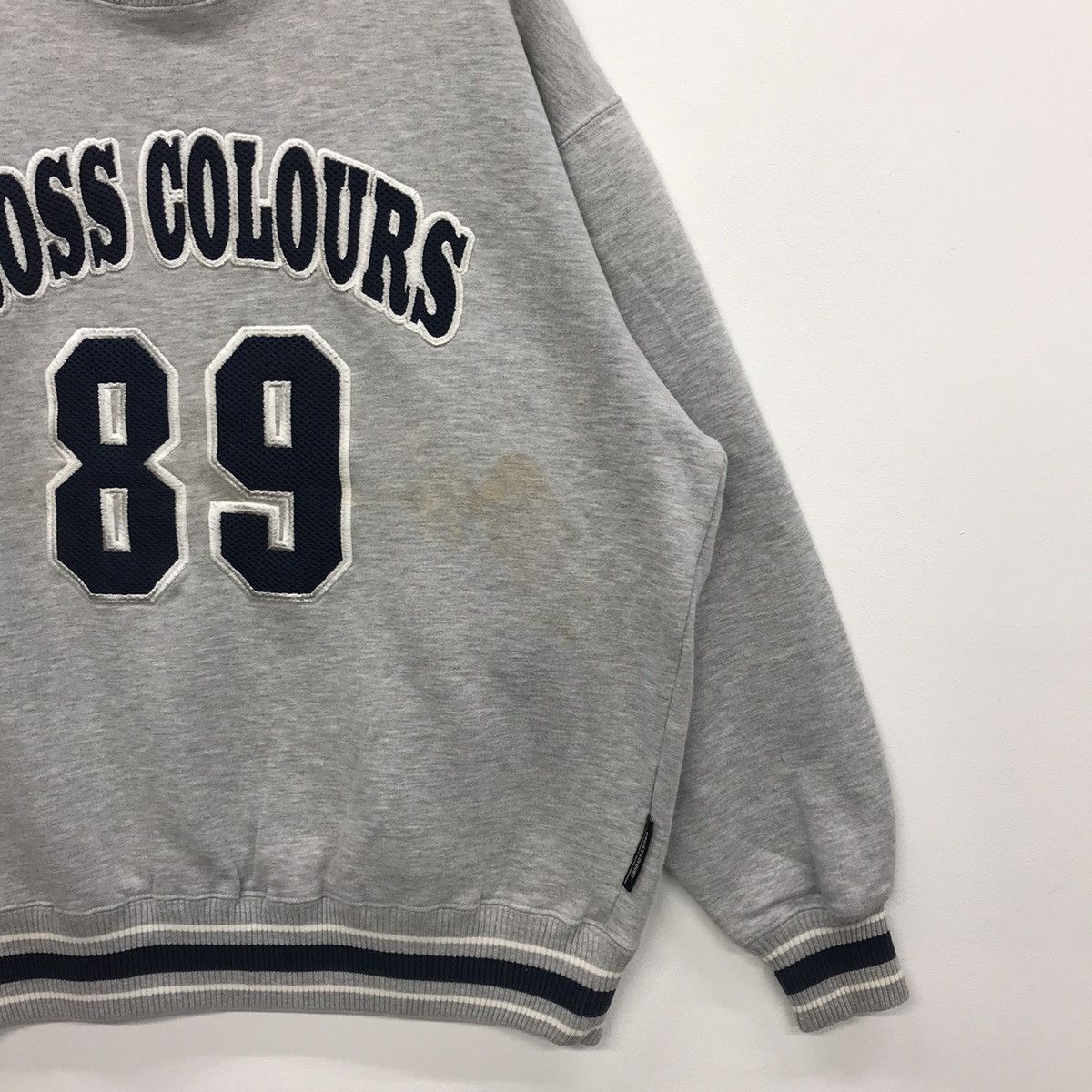 Cross Colours × Vintage Rare!! Vintage Cross Colours Embroidery Sweatshirt Size US M / EU 48-50 / 2 - 4 Thumbnail