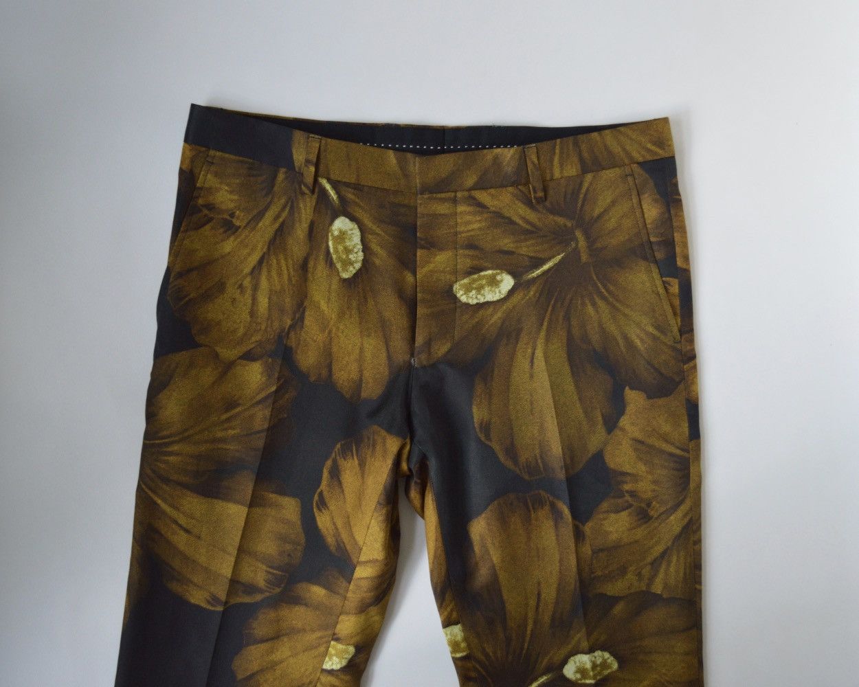 Dries Van Noten S/S 20 Hibiscus Print Satin Trousers Size US 34 / EU 50 - 2 Thumbnail