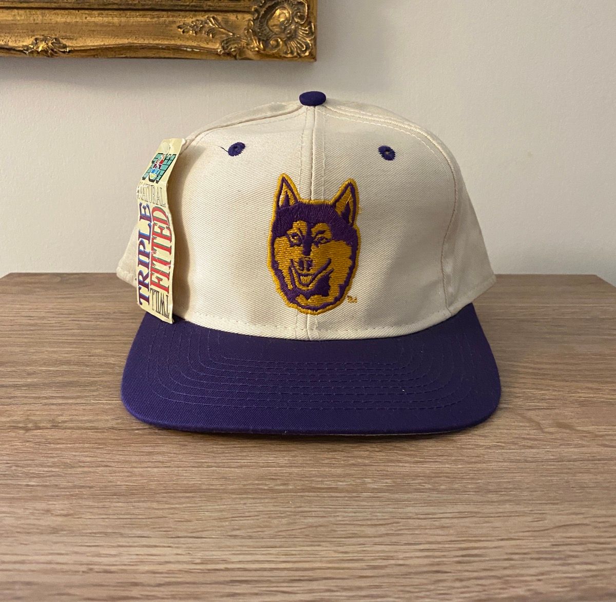 Pre-owned Collegiate X Ncaa Vintage Nwt 90's Washington Huskies Fitted Hat 7 1/8 Cap In White
