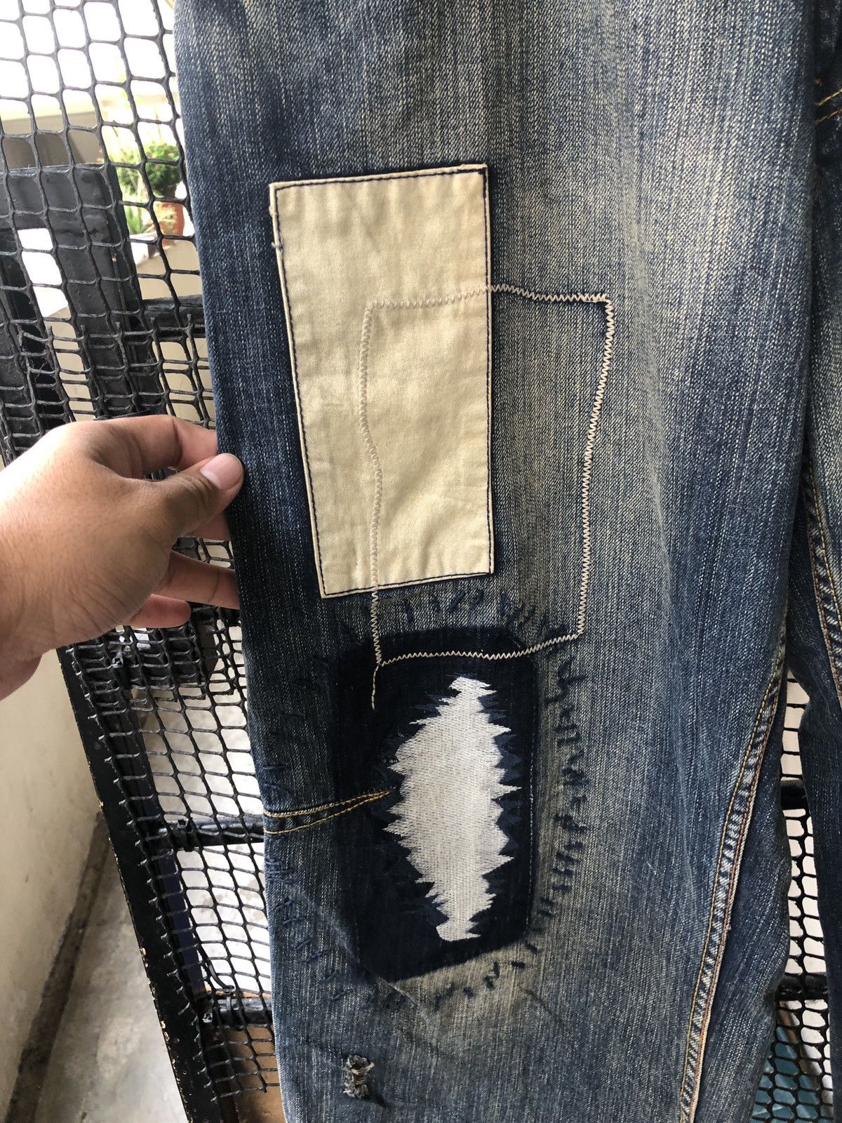 Pepe Jeans PEPE JEANS LONDON PATCHED BORO BAGGY DENIM JEANS Size US 36 / EU 52 - 6 Thumbnail