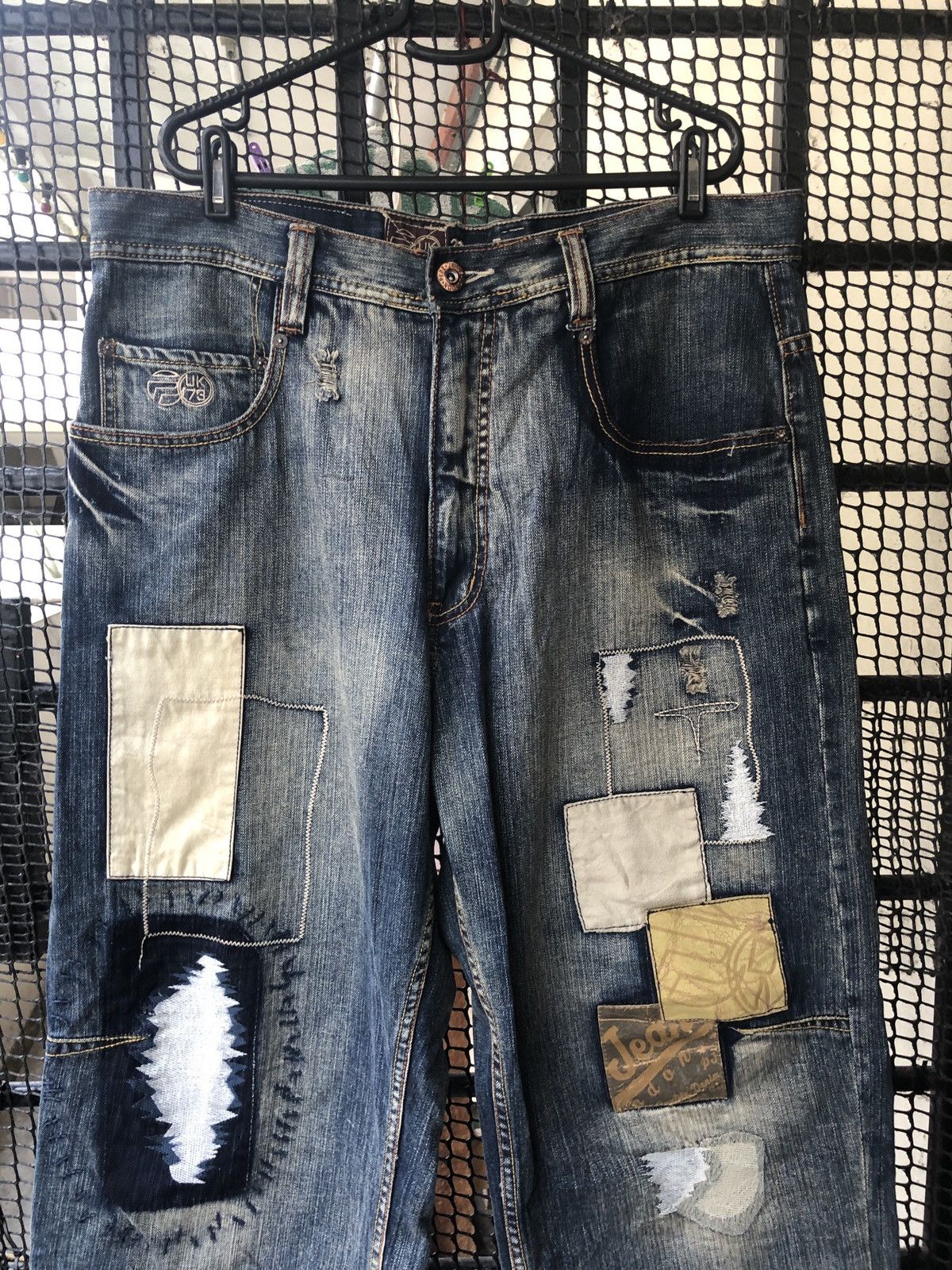 Pepe Jeans PEPE JEANS LONDON PATCHED BORO BAGGY DENIM JEANS Size US 36 / EU 52 - 3 Thumbnail