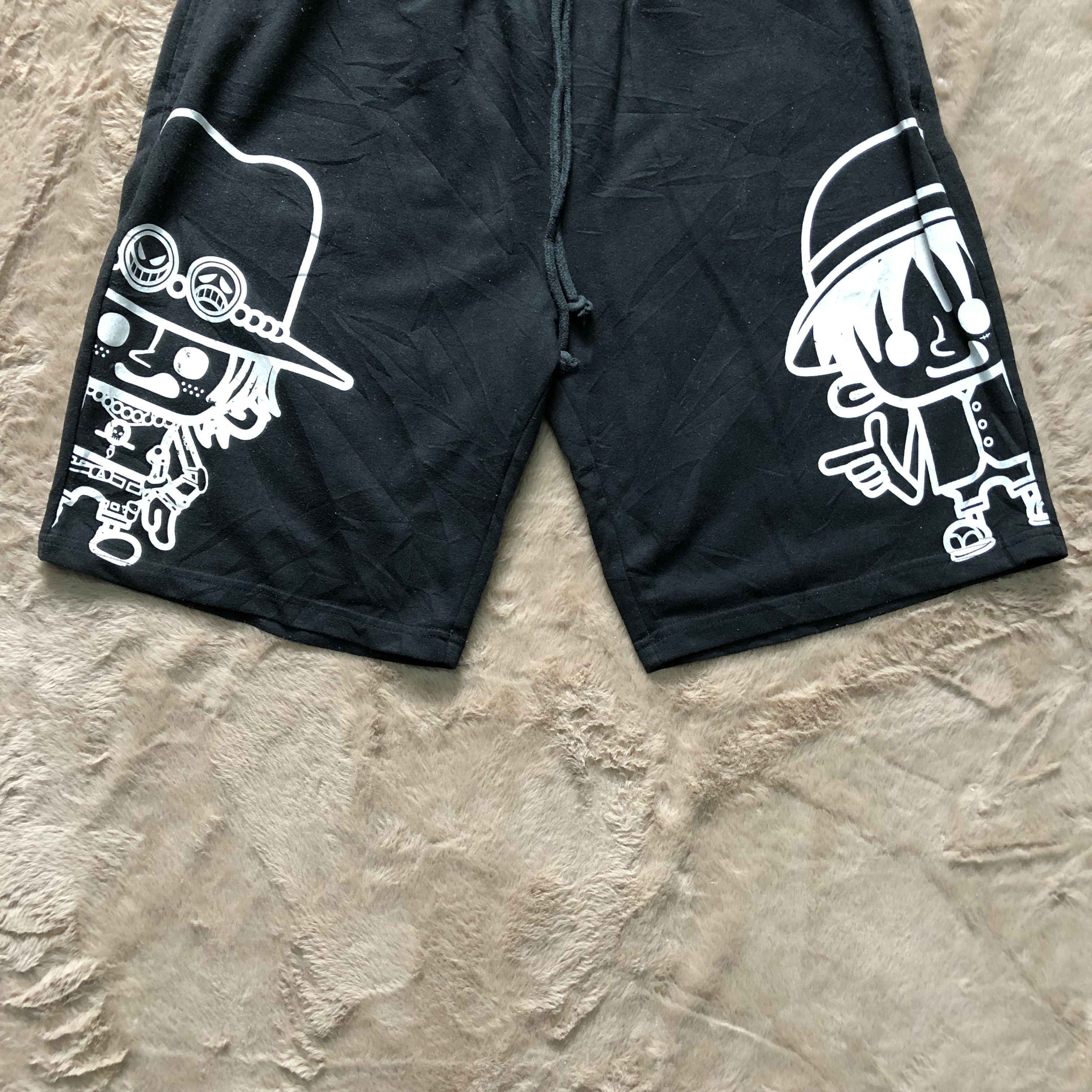 One Piece One Piece Luffy & Ace Printed Shorts #4221-146 Size US 28 / EU 44 - 3 Thumbnail