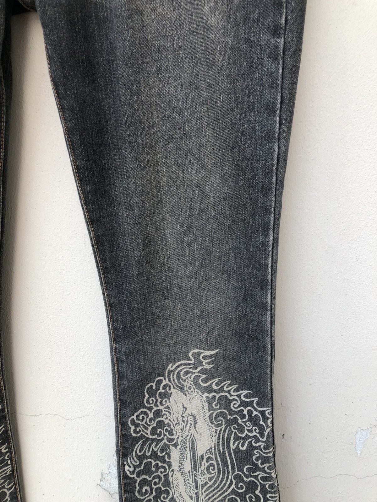 Vintage Vintage Mash Mania Japan Dragon Paint Denim Flare Jeans Size US 29 - 10 Thumbnail