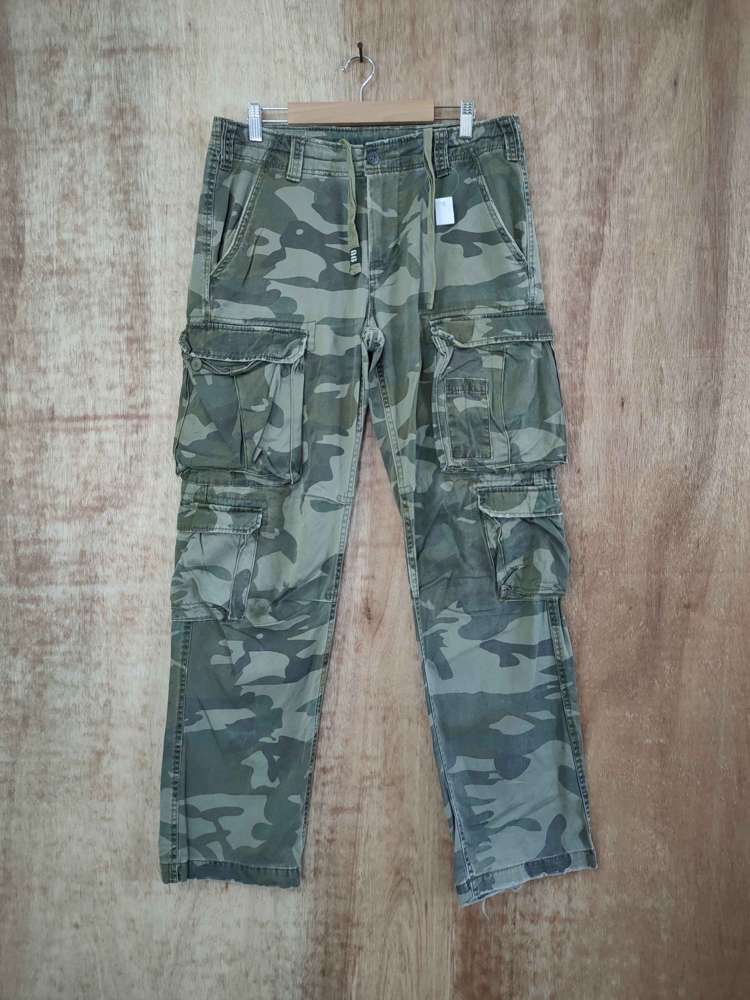 Japanese Brand DL Real Crush Clothing multipocket camo cargo pants #46-250T Size US 32 / EU 48 - 1 Thumbnail