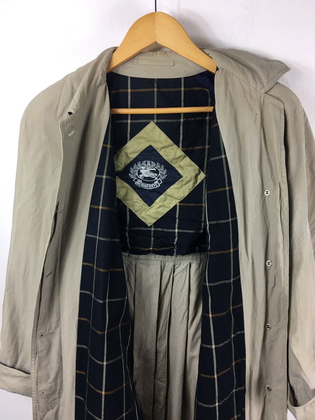 Burberry × Vintage Vintage Burberrys Trench Coat nova check inside jacket Size US L / EU 52-54 / 3 - 5 Thumbnail