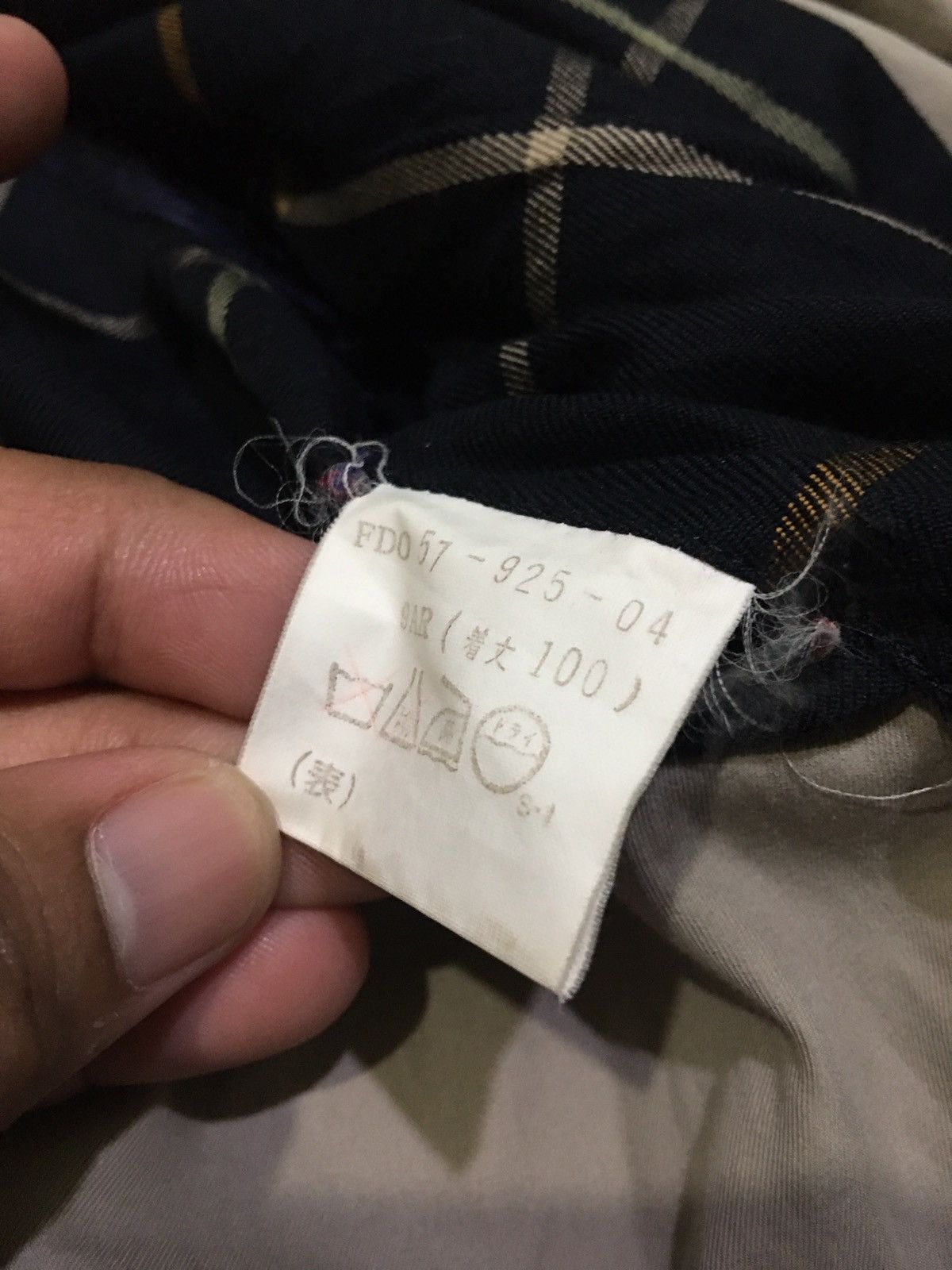 Burberry × Vintage Vintage Burberrys Trench Coat nova check inside jacket Size US L / EU 52-54 / 3 - 9 Thumbnail