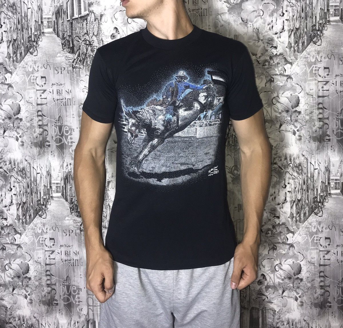 Hanes 1992 Vintage 90s Sutton Sons t-shirt Size US M / EU 48-50 / 2 - 1 Thumbnail
