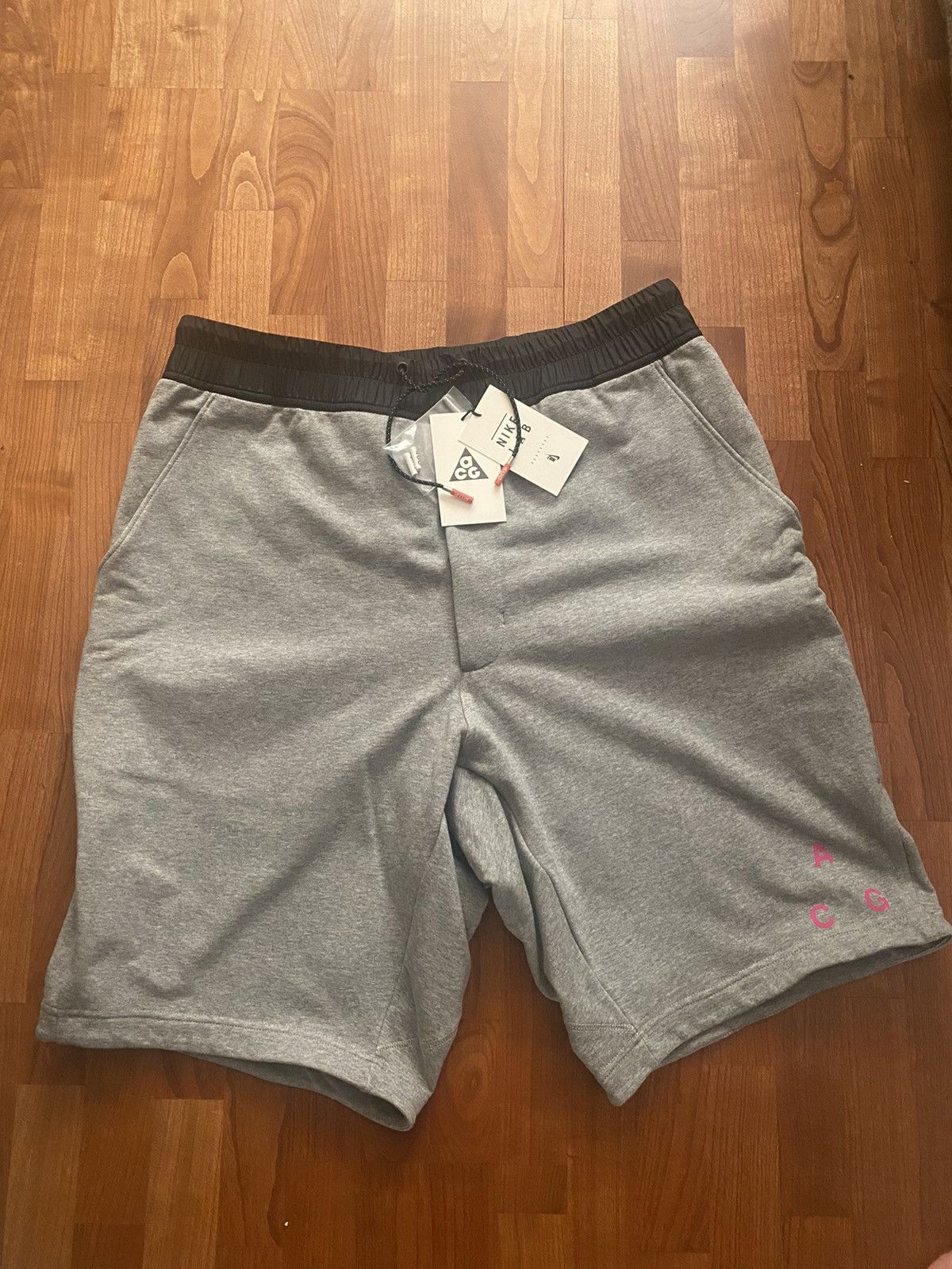 Errolson Hugh × Nike × Nike ACG SIZE L. Nikelab ACG Tech Fleece Shorts Size US 34 / EU 50 - 6 Thumbnail