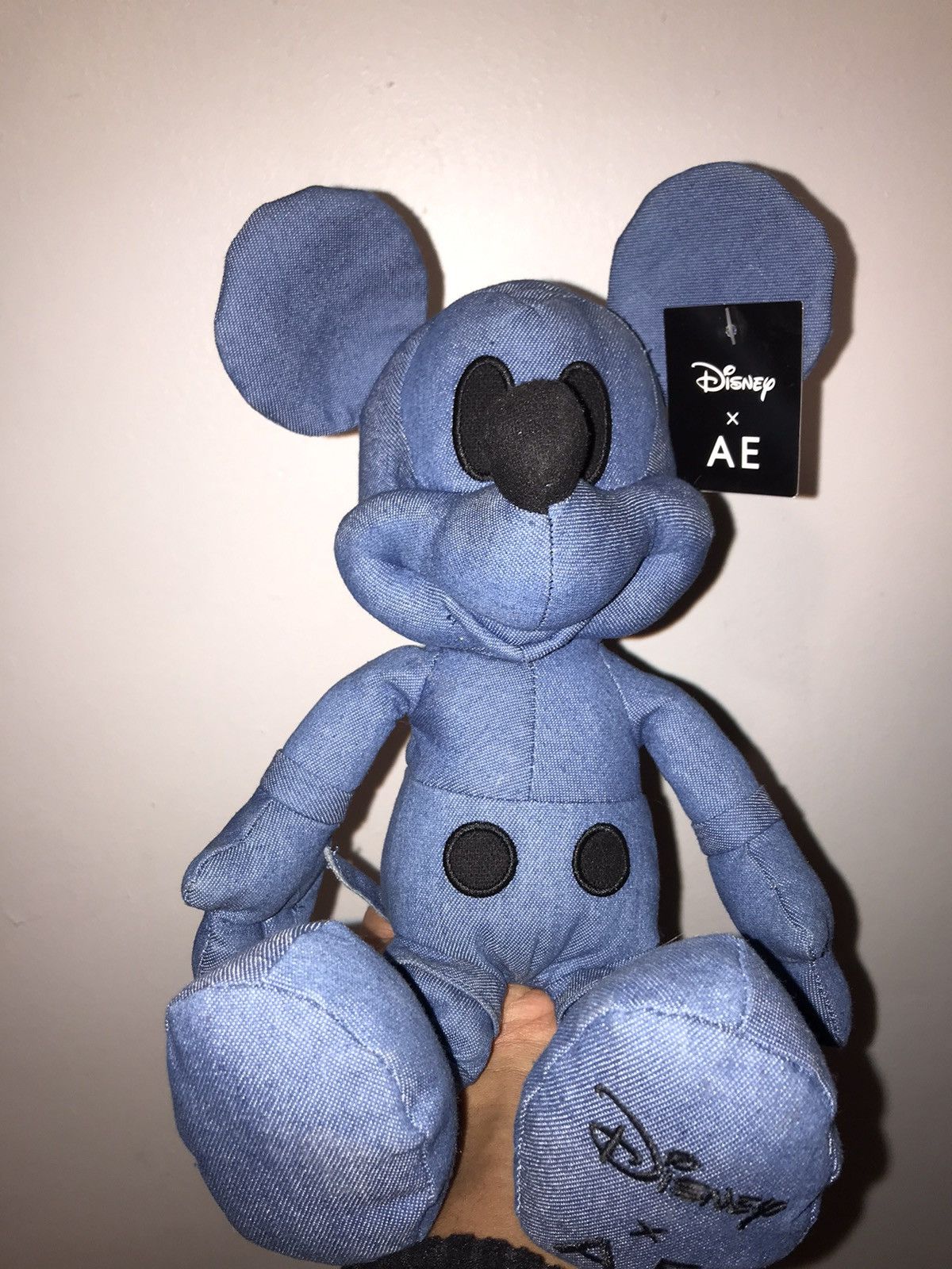 American Eagle Outfitters × Disney × Mickey Mouse Mickey mouse limited edition Size ONE SIZE - 5 Thumbnail
