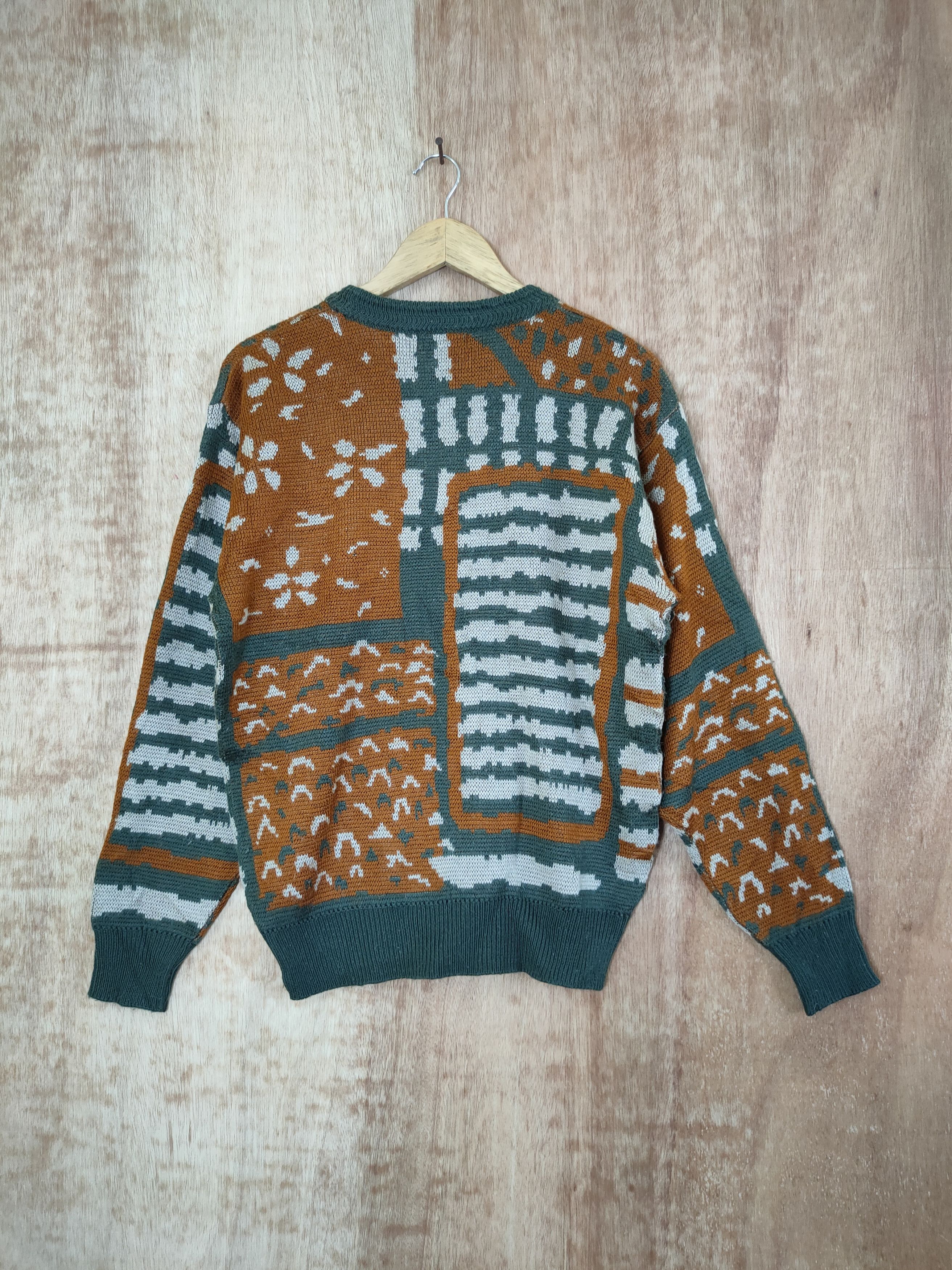 Japanese Brand DL Mackinaws art mix color knitwear sweatshirt japan #46-388 Size US M / EU 48-50 / 2 - 6 Thumbnail