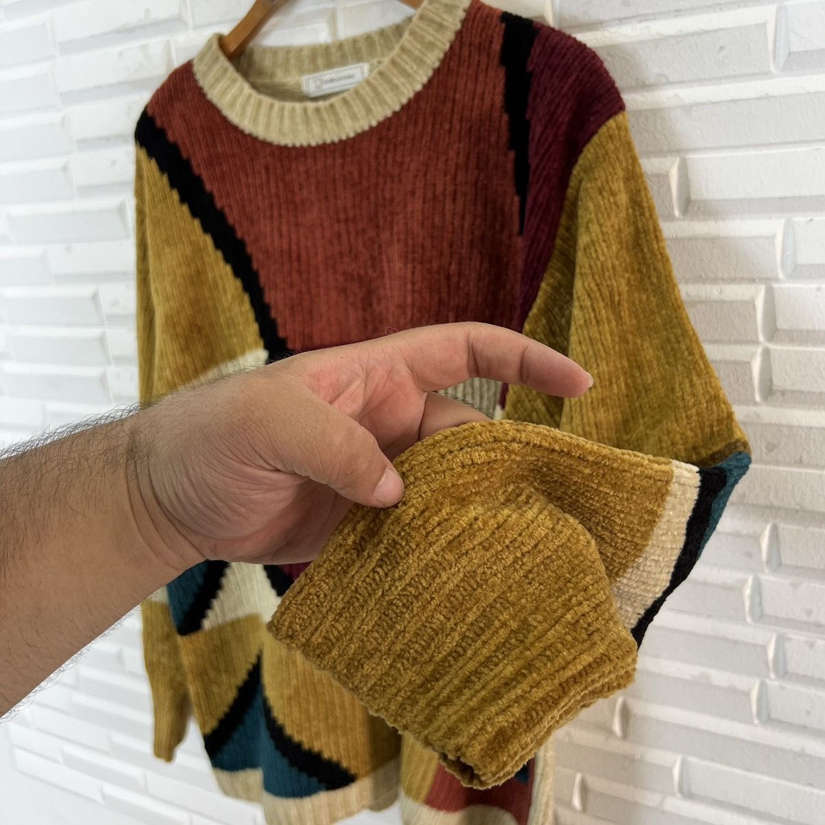 Japanese Brand VINTAGE D DALLCO’ROMA KNITWEAR SWEATSHIRT RARE DESIGN Size US M / EU 48-50 / 2 - 7 Thumbnail