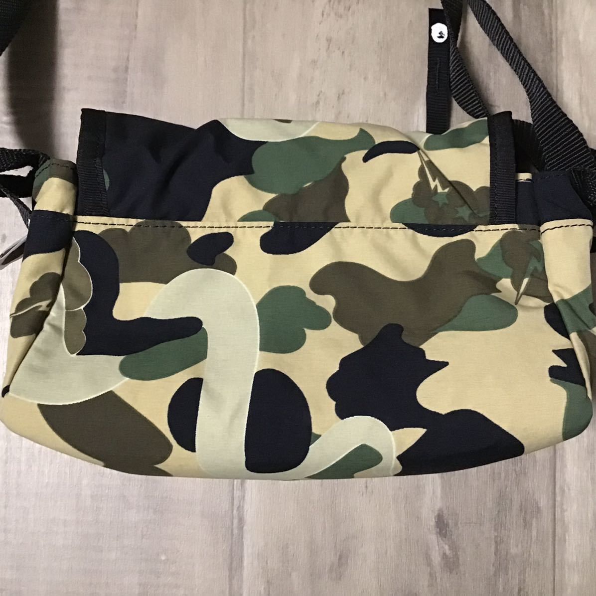 Bape × Kaws BAPE × KAWS shoulder bag bendy 1st camo yellow ape NIGO Size ONE SIZE - 3 Thumbnail