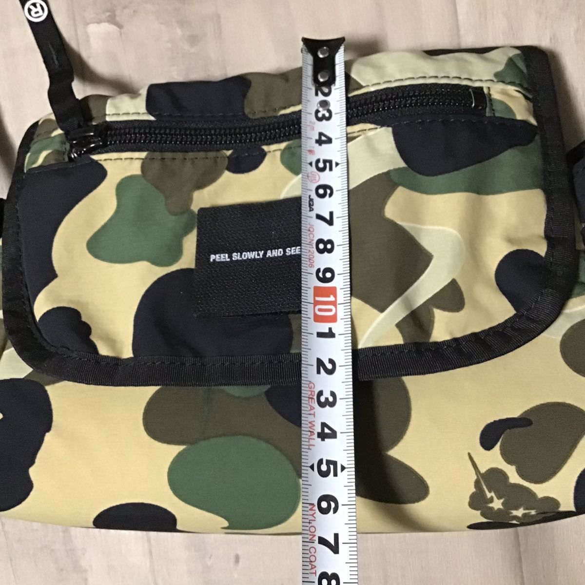 Bape × Kaws BAPE × KAWS shoulder bag bendy 1st camo yellow ape NIGO Size ONE SIZE - 8 Thumbnail