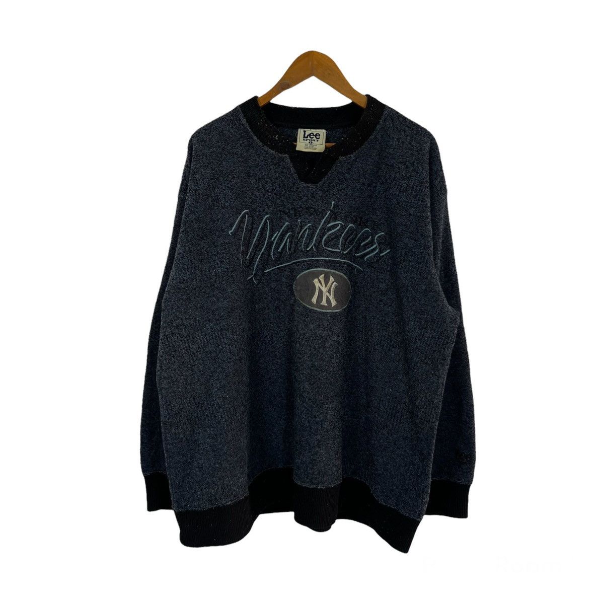 Japanese Brand VINTAGE LEE SPORT YANKEES NEW YORK SWEATSHIRT BIG LOGO Size US L / EU 52-54 / 3 - 1 Thumbnail