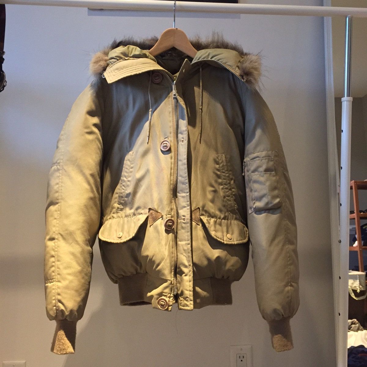 Vintage Vintage 70s military fur hooded parka bomber *no size tag* Size US L / EU 52-54 / 3 - 3 Thumbnail