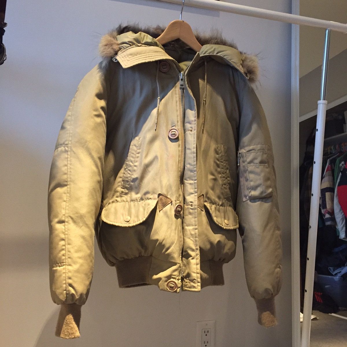 Vintage Vintage 70s military fur hooded parka bomber *no size tag* Size US L / EU 52-54 / 3 - 2 Thumbnail