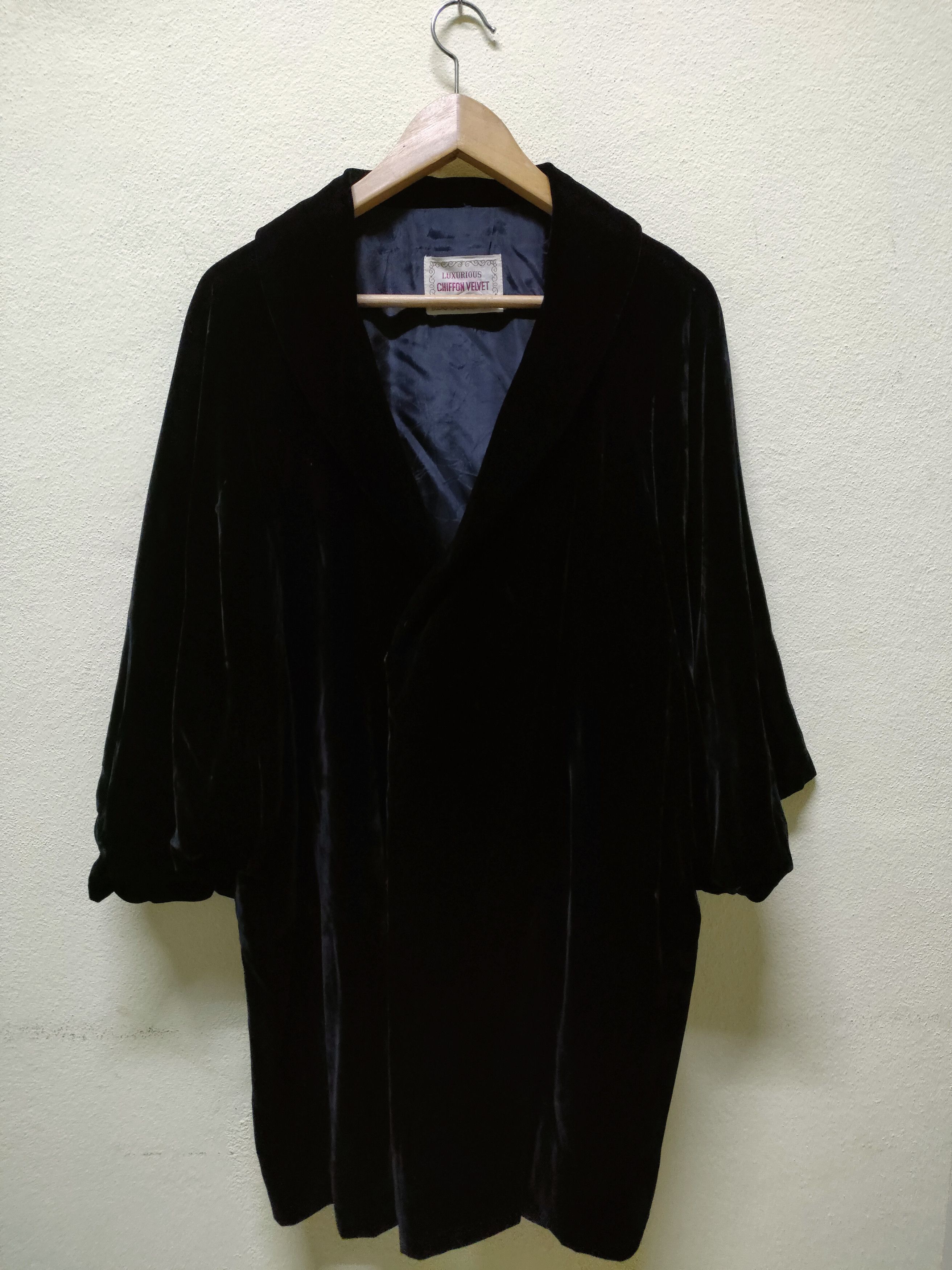 Velvet × Vintage Luxurious Chiffon Velvet Size US L / EU 52-54 / 3 - 1 Thumbnail