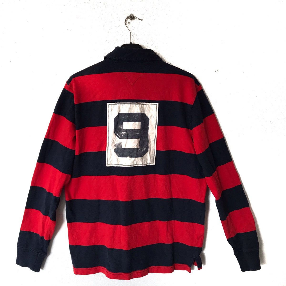 Tommy Hilfiger Tommy Hilfiger Border Striped Long Sleeve T Shirt Size US L / EU 52-54 / 3 - 3 Thumbnail