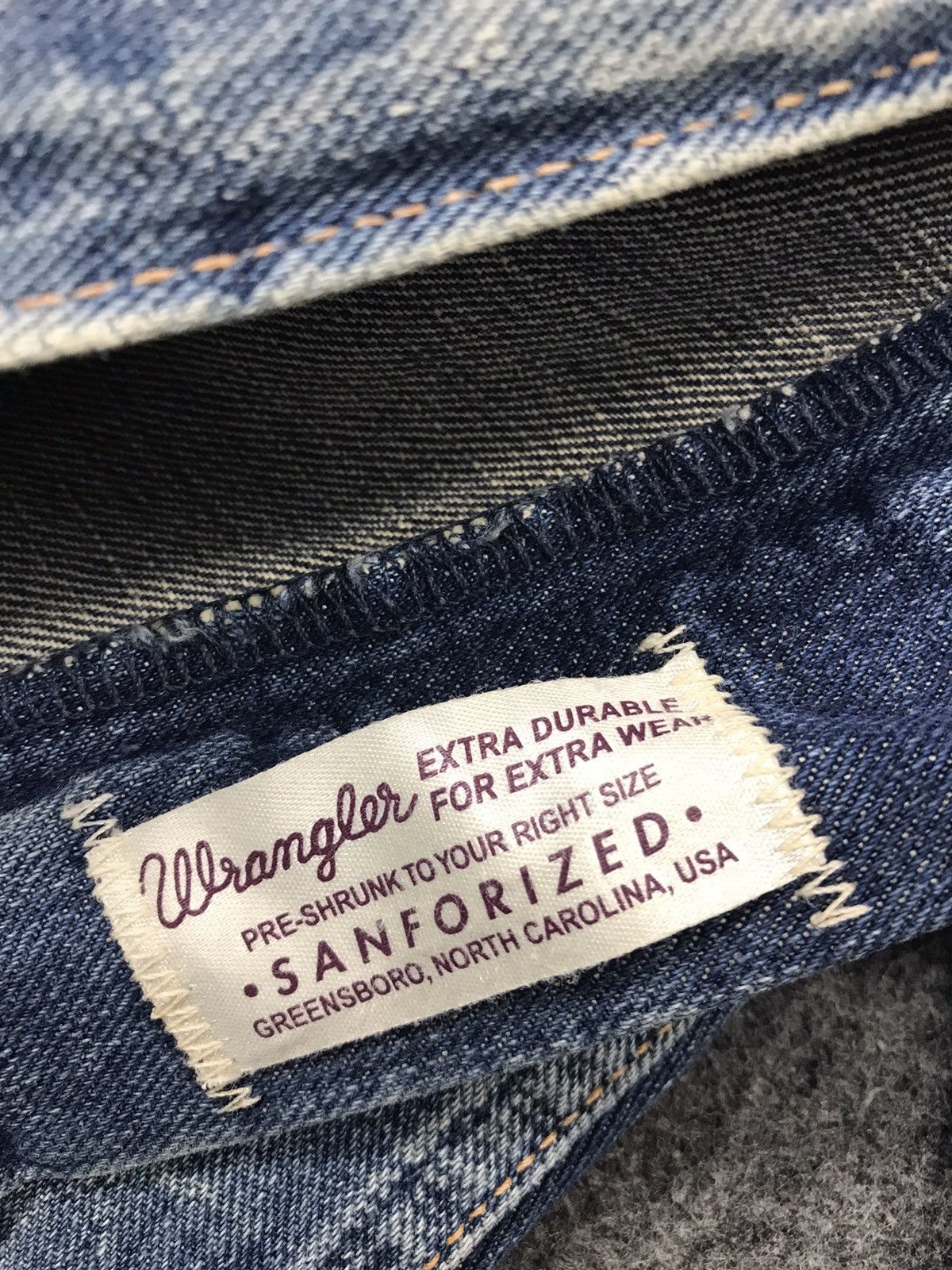 Vintage × Wrangler Vintage Wrangler Authentic Western Jeans Style Size US 31 - 14 Thumbnail