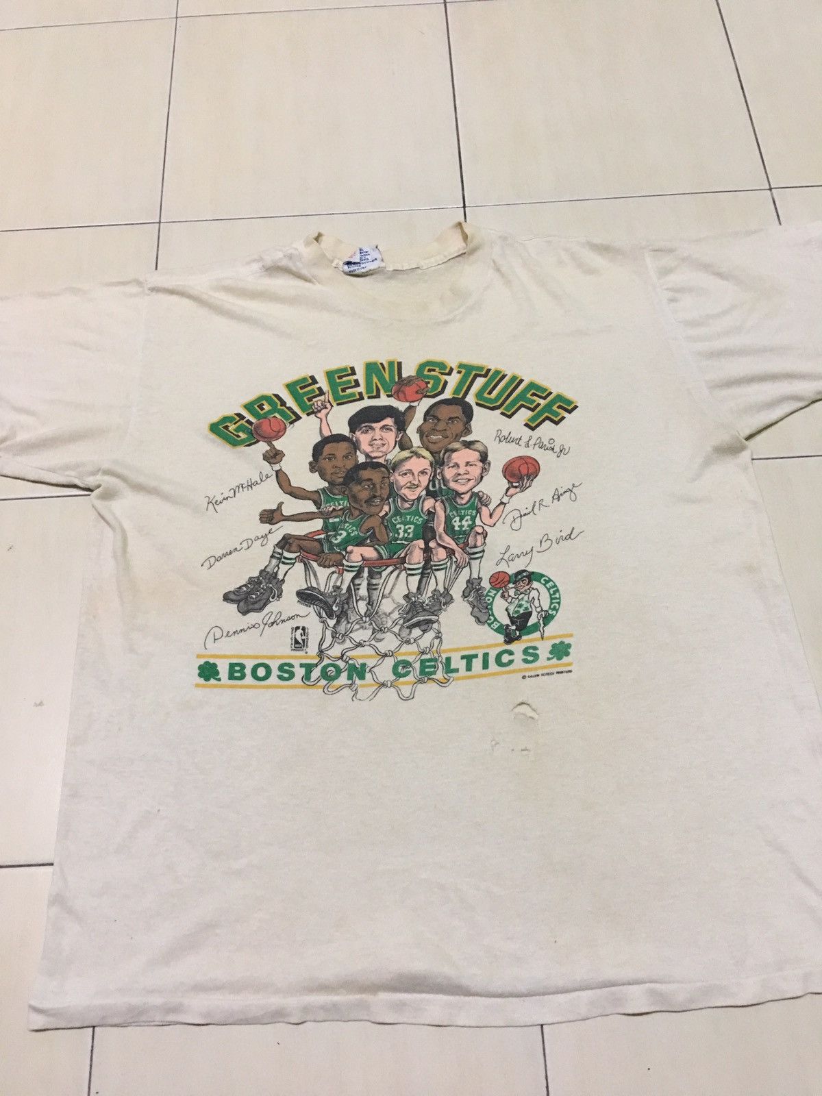 NBA × Vintage Vintage Green Stuff Boston Celtic NBA Shirt Size US XL / EU 56 / 4 - 5 Thumbnail