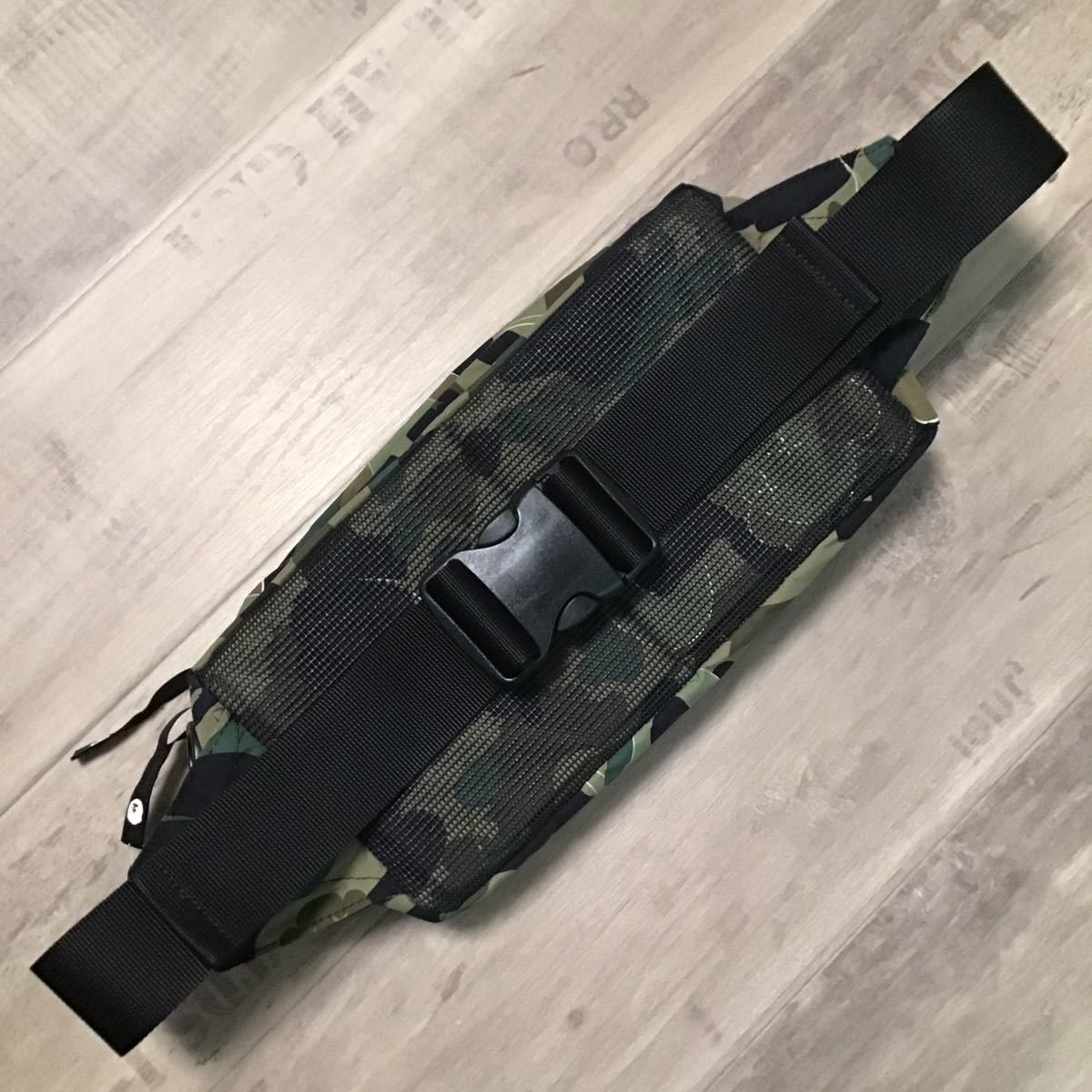 Bape × Kaws BAPE × KAWS waist bag bendy 1st camo a bathing ape NIGO Size ONE SIZE - 5 Thumbnail