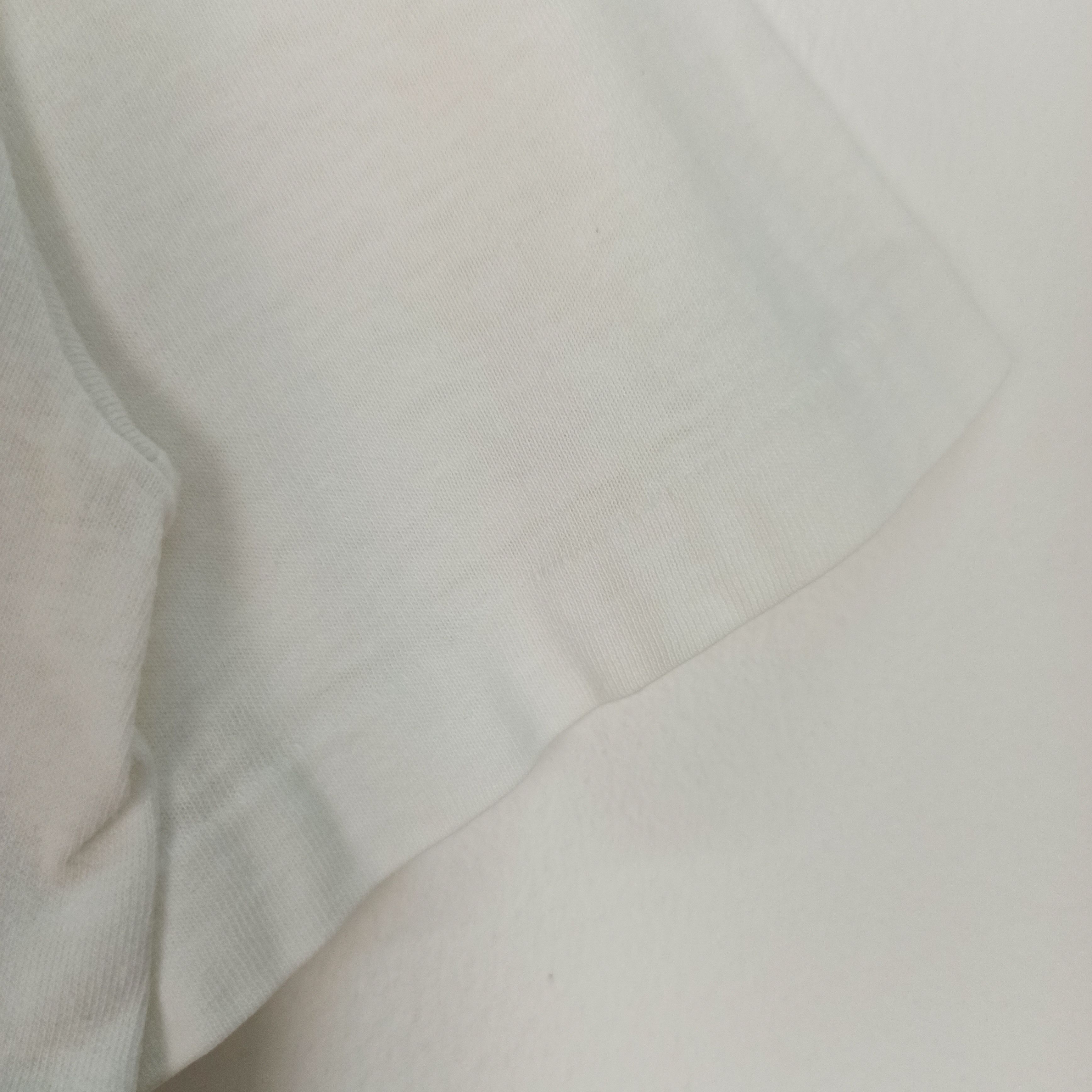 Banana Republic 🔥Rare🔥 Banana Republic Nice design Tshirt Size US L / EU 52-54 / 3 - 3 Thumbnail