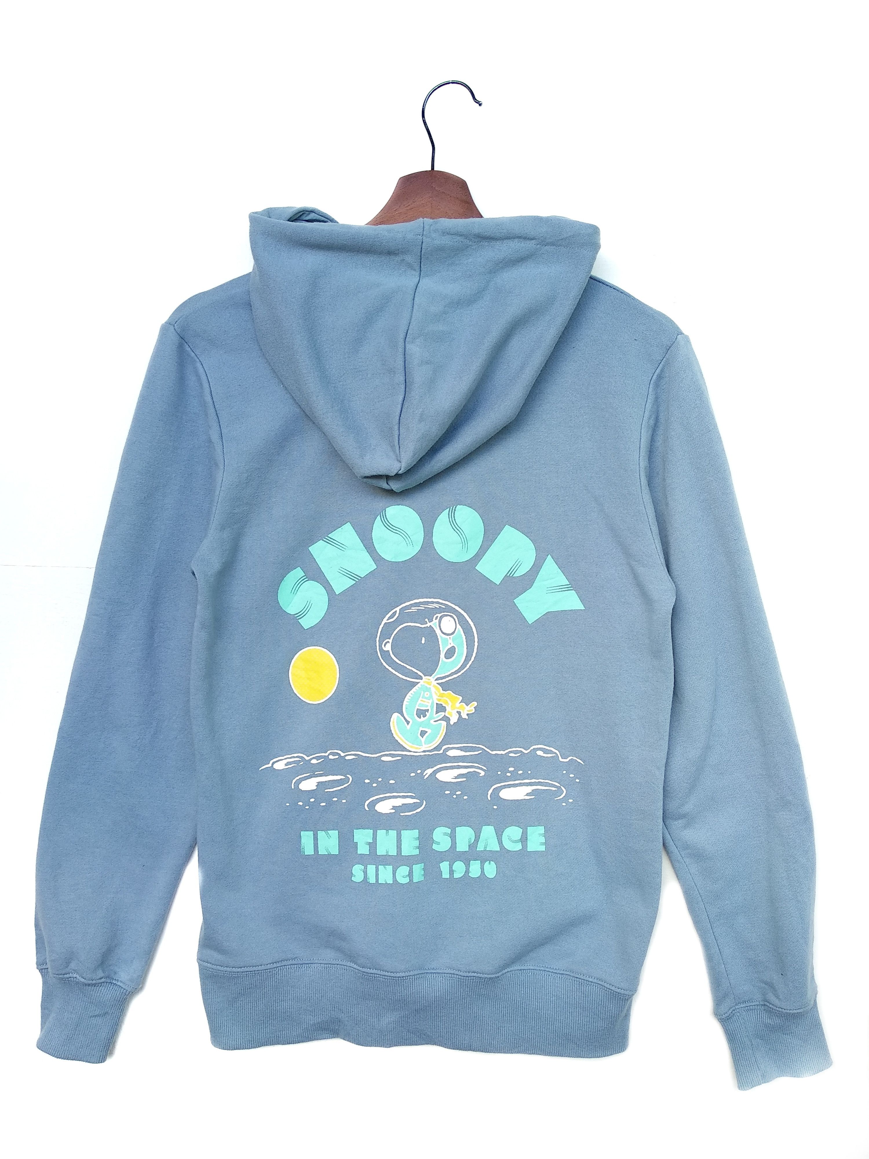 Peanuts Vintage Snoopy hoodies,Front and Back Prints. Size US S / EU 44-46 / 1 - 2 Thumbnail