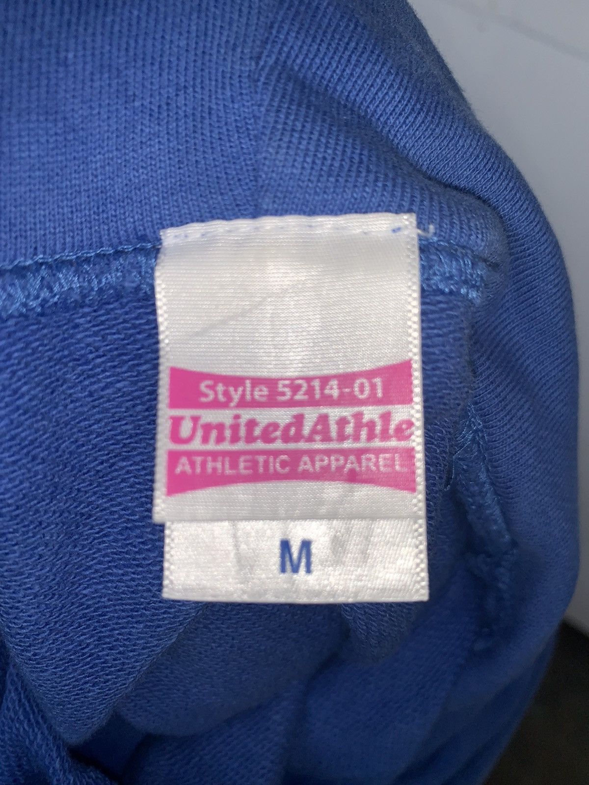 Cartoon Network Vintage Unite Athle Ceiling Clift Hoodie/Size M/Blue Colour Size US M / EU 48-50 / 2 - 5 Thumbnail