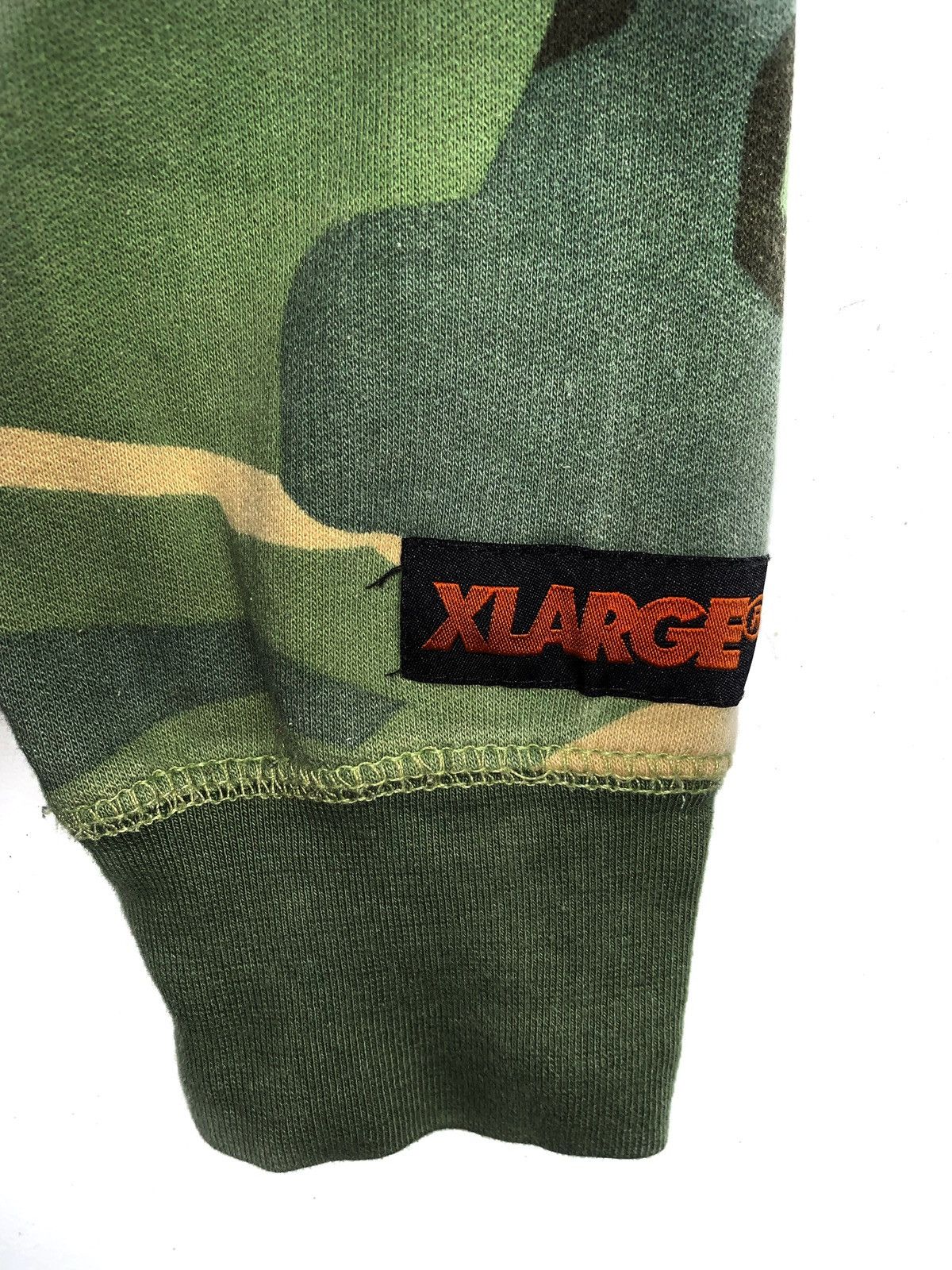 Vintage Vintage X-Large Camouflage Sweatshirt Size US L / EU 52-54 / 3 - 4 Thumbnail