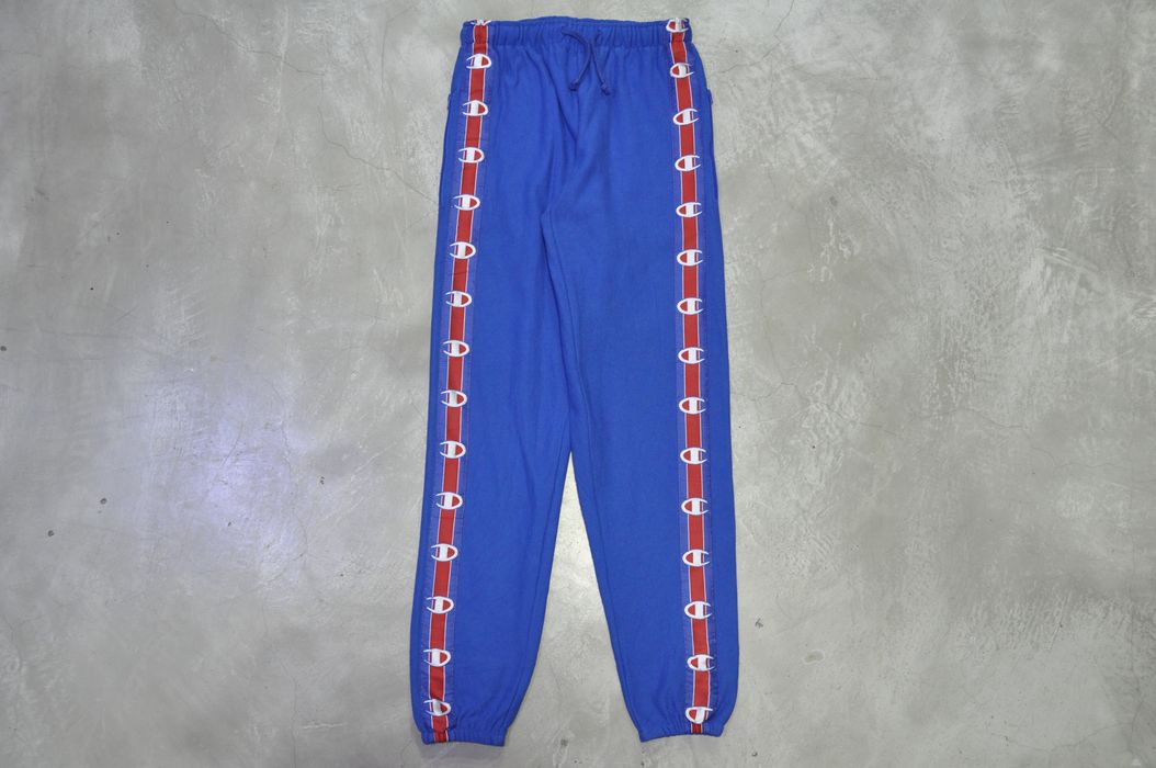 Vetements champion 2024 sweatpants blue