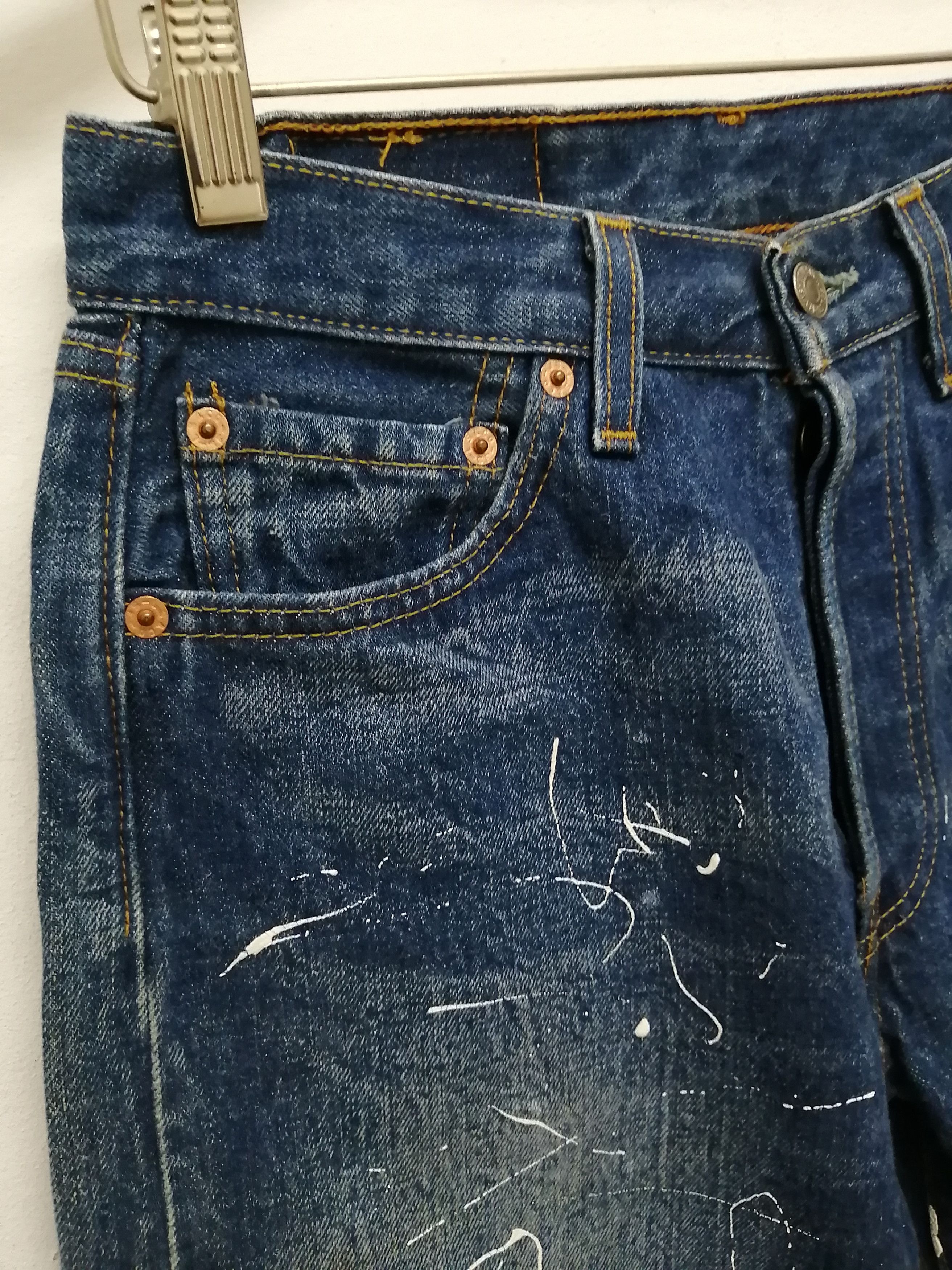 Levi's Vintage Clothing Vintage LEVI'S 501 Paint Splatter Design Jeans Size US 29 - 11 Thumbnail