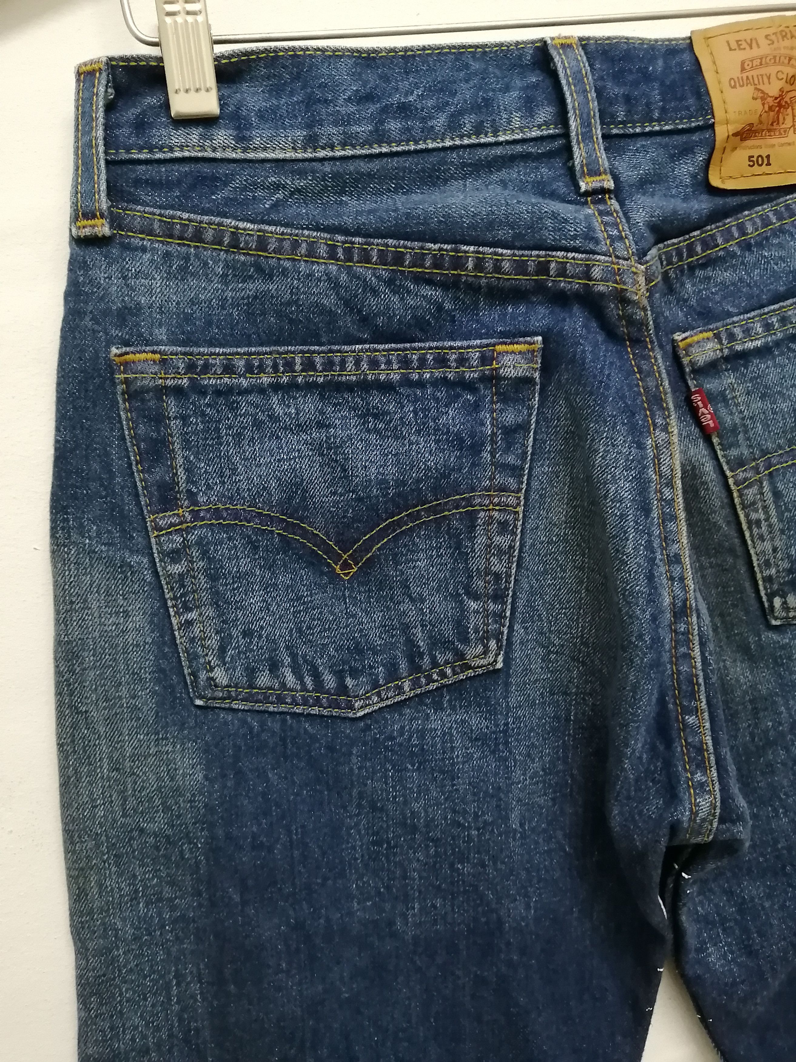 Levi's Vintage Clothing Vintage LEVI'S 501 Paint Splatter Design Jeans Size US 29 - 7 Thumbnail