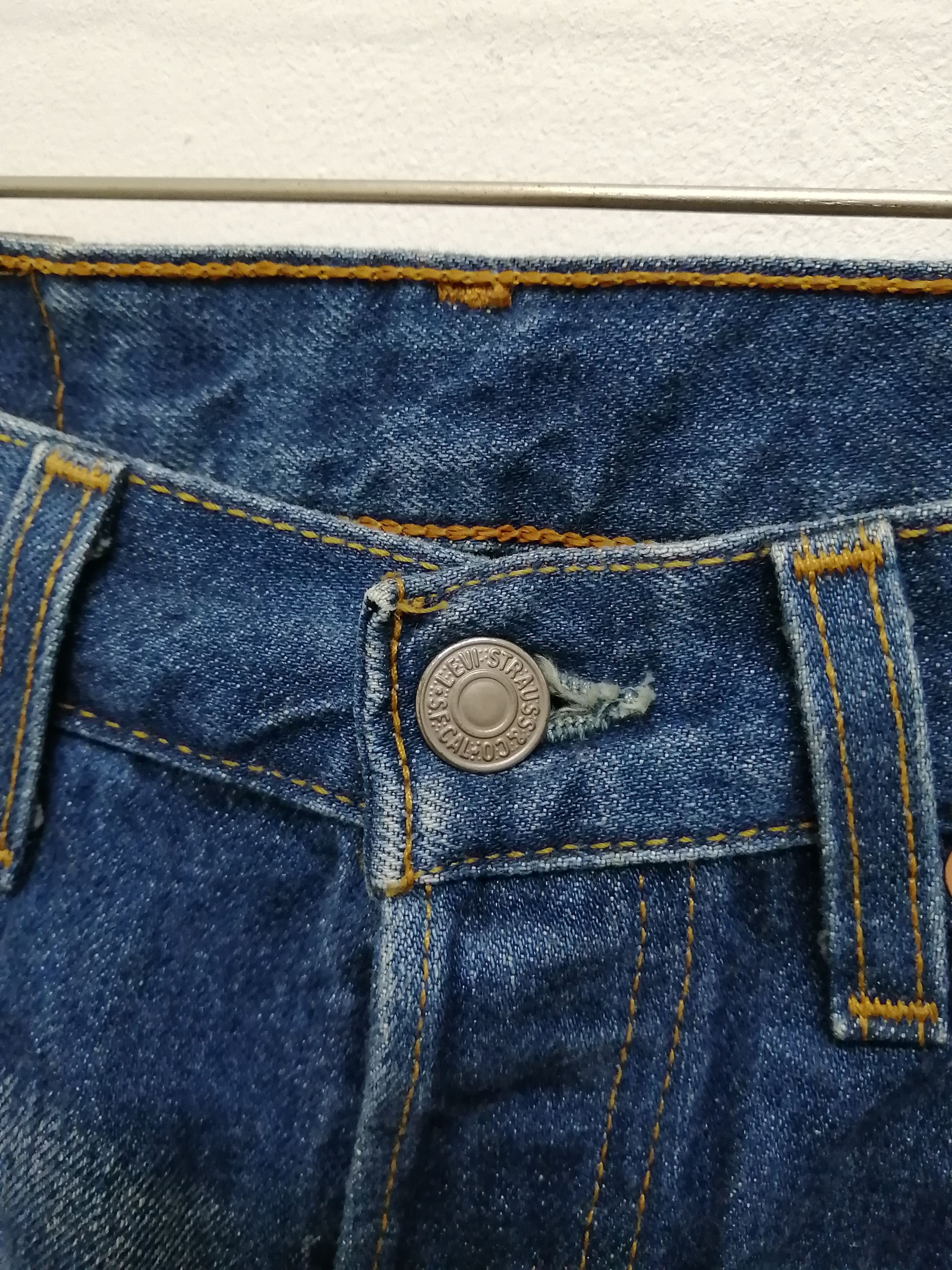 Levi's Vintage Clothing Vintage LEVI'S 501 Paint Splatter Design Jeans Size US 29 - 12 Thumbnail