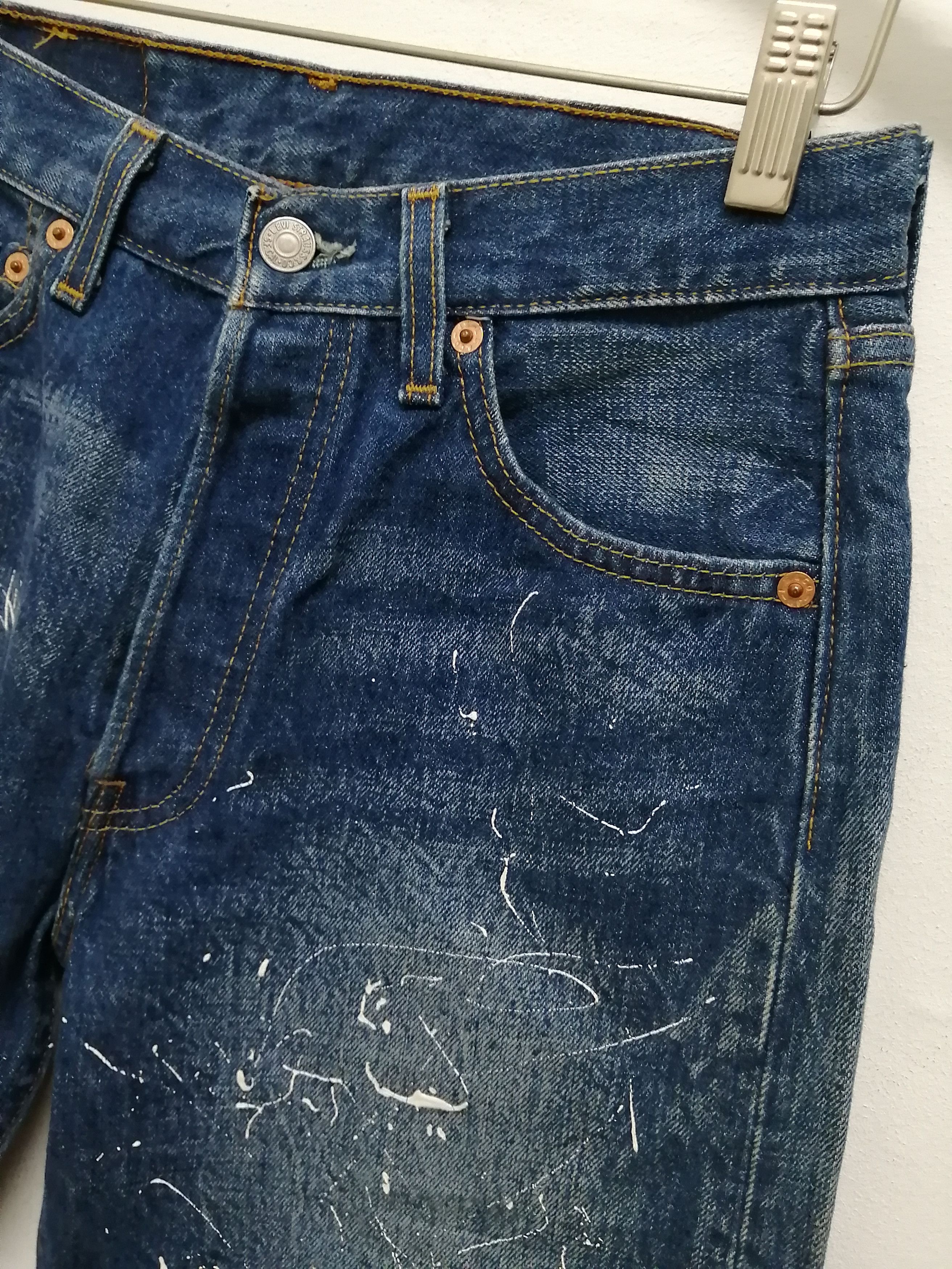 Levi's Vintage Clothing Vintage LEVI'S 501 Paint Splatter Design Jeans Size US 29 - 10 Thumbnail