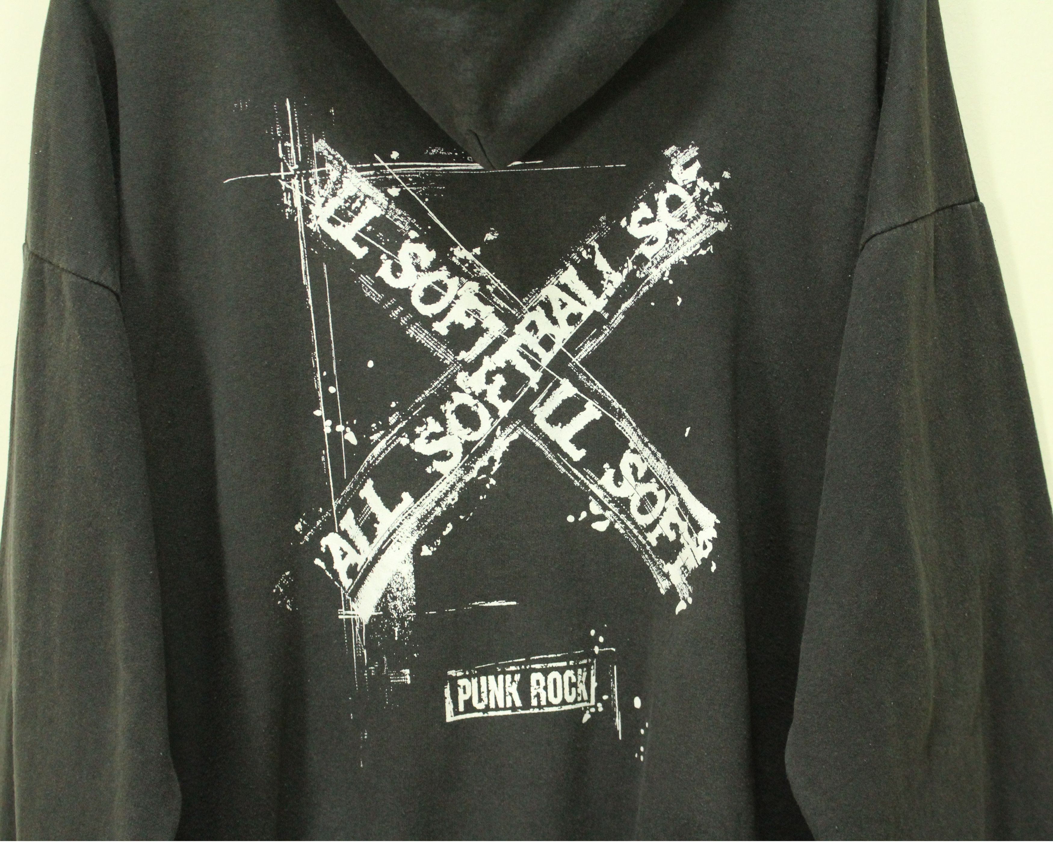 Band Tees Vintage SOFTBALL Hoodie Japan Female Punk Band Size US XL / EU 56 / 4 - 10 Thumbnail