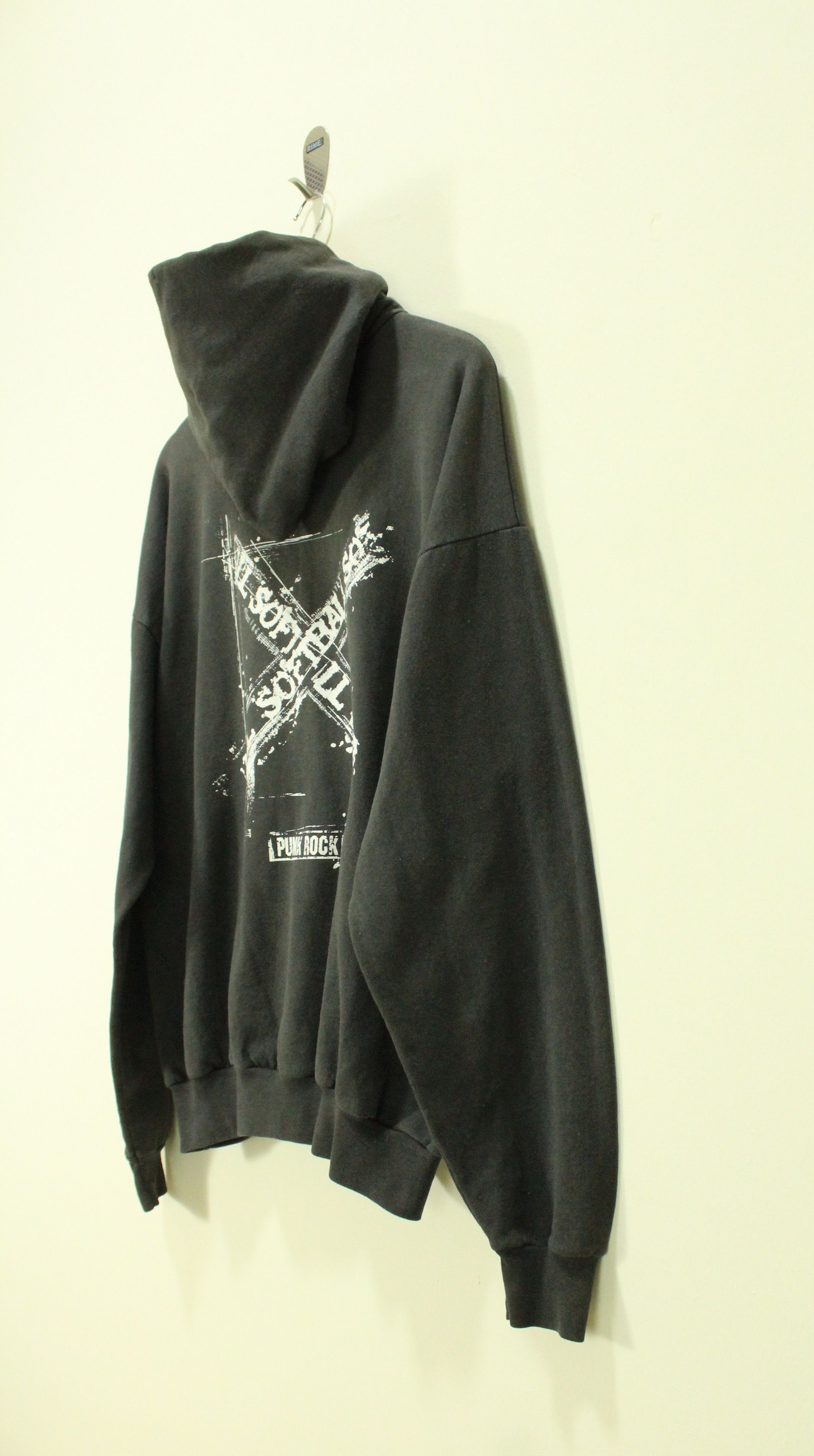Band Tees Vintage SOFTBALL Hoodie Japan Female Punk Band Size US XL / EU 56 / 4 - 2 Thumbnail