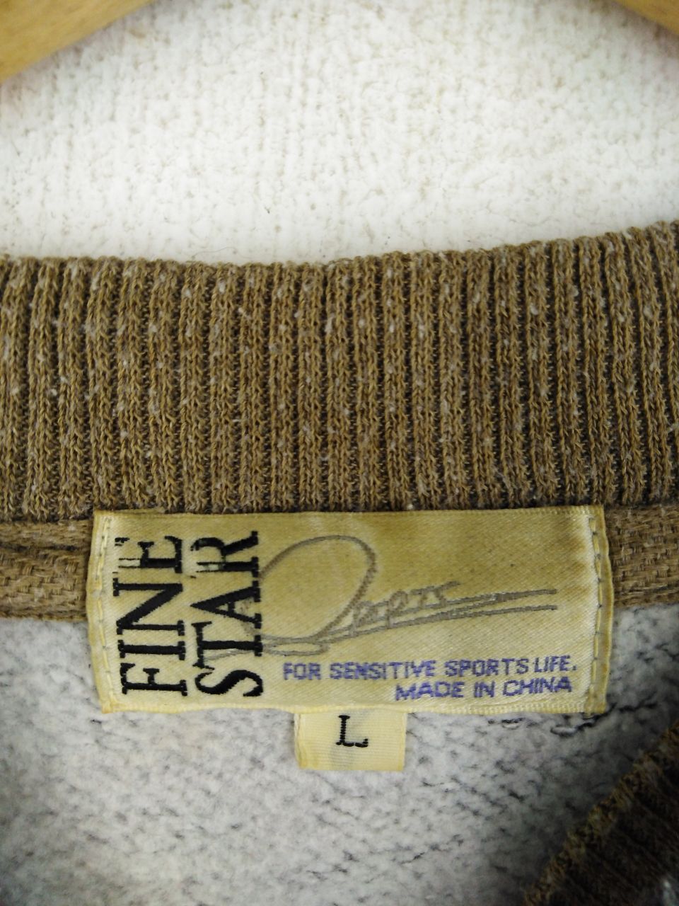 Japanese Brand CLASSICS SPORTS SWEATSHIRT Size US L / EU 52-54 / 3 - 4 Thumbnail