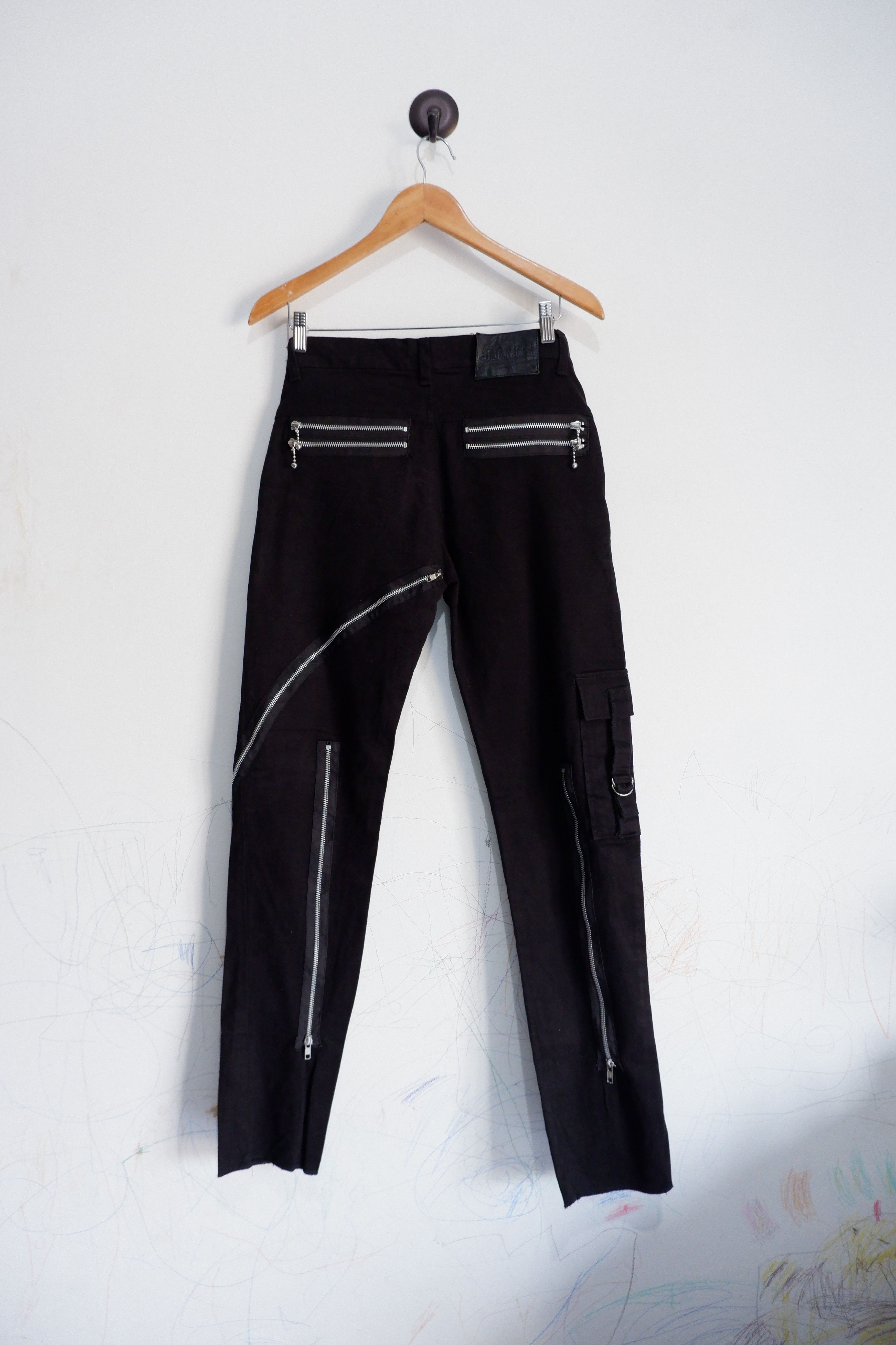Japanese Brand Vintage P26 JIMSINN Multi Zip Cargo Pants Size US 30 / EU 46 - 1 Thumbnail