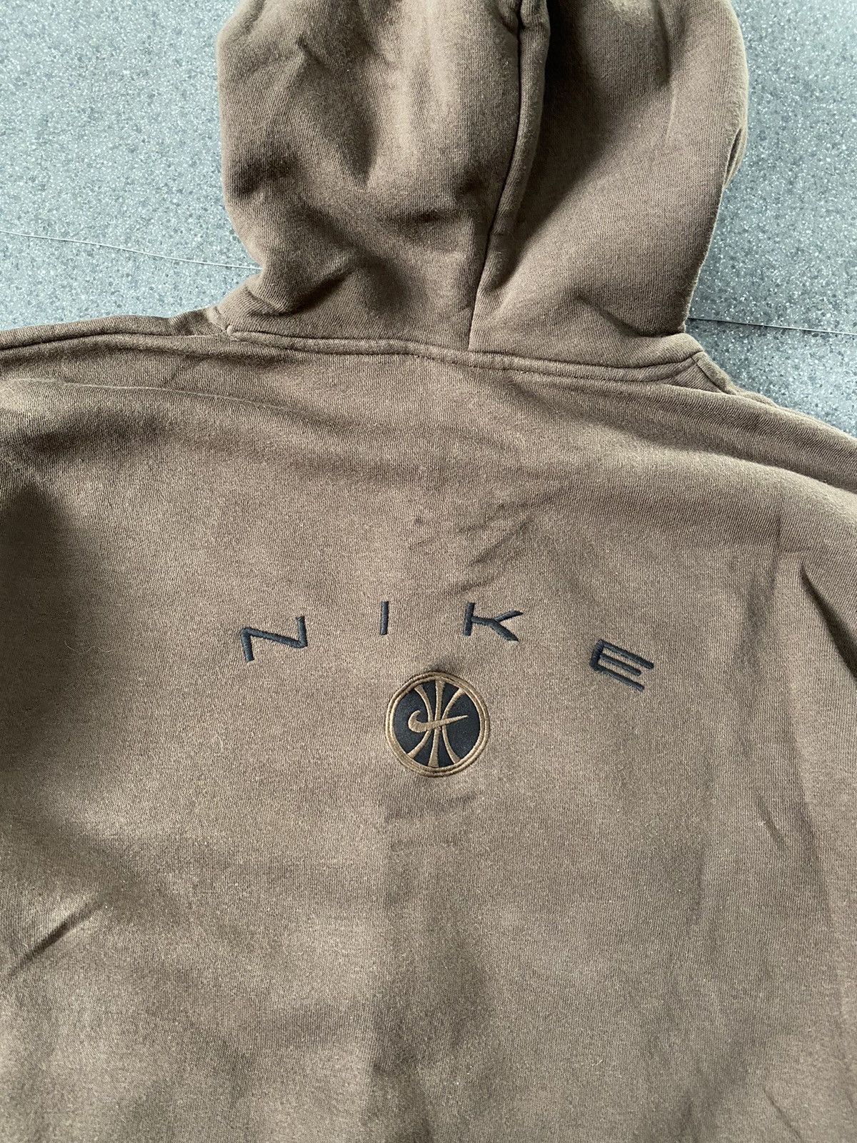 Nike Vintage Nike Brown Logo Zip Hoodie Size US S / EU 44-46 / 1 - 9 Thumbnail