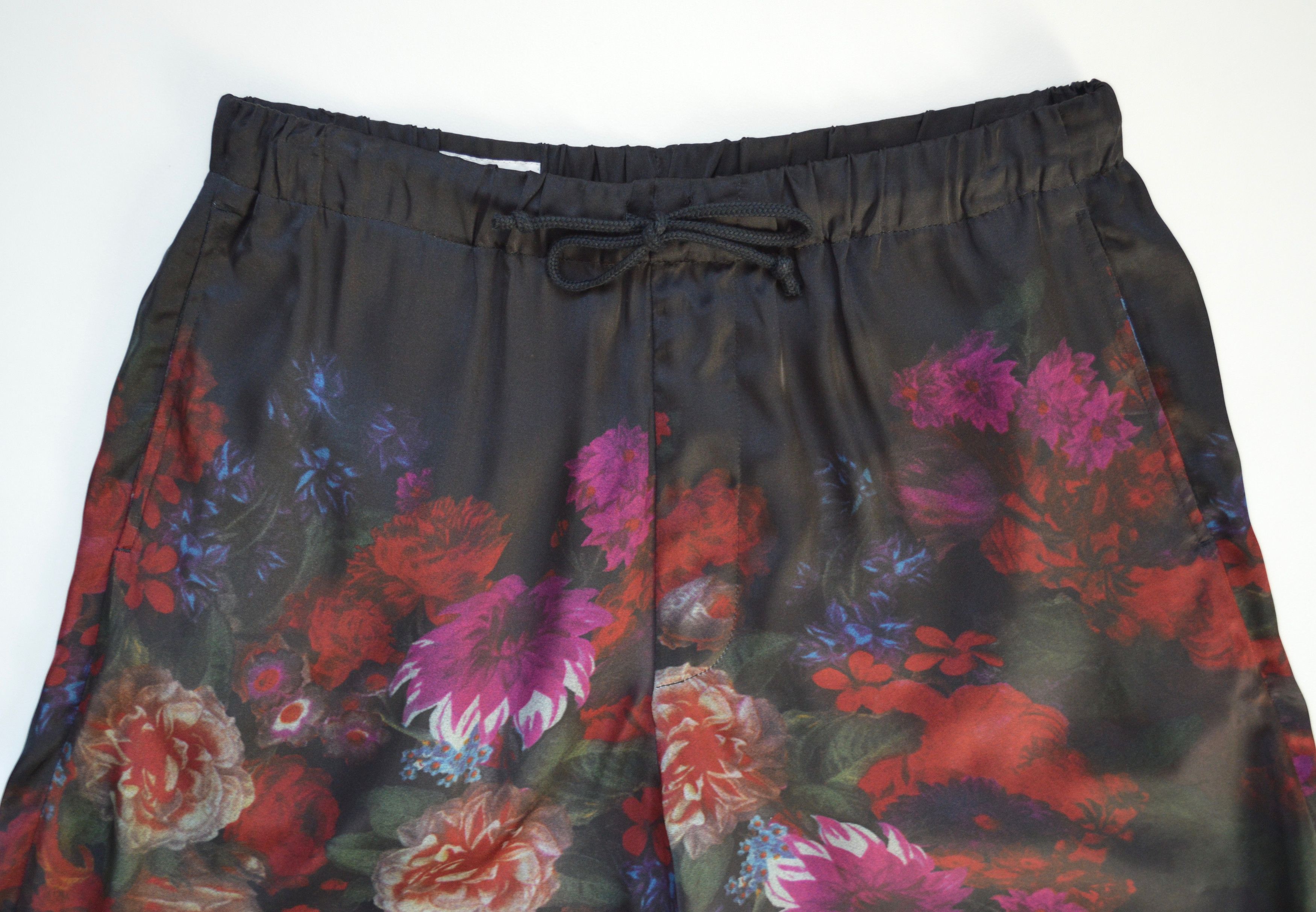 Dries Van Noten S/S 20 Floral Print Satin Shorts Size US 34 / EU 50 - 2 Thumbnail