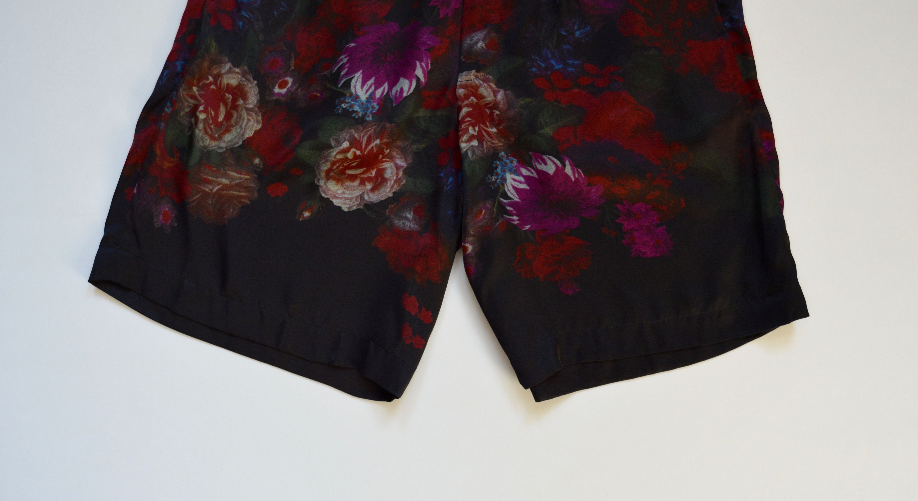 Dries Van Noten S/S 20 Floral Print Satin Shorts Size US 34 / EU 50 - 5 Thumbnail
