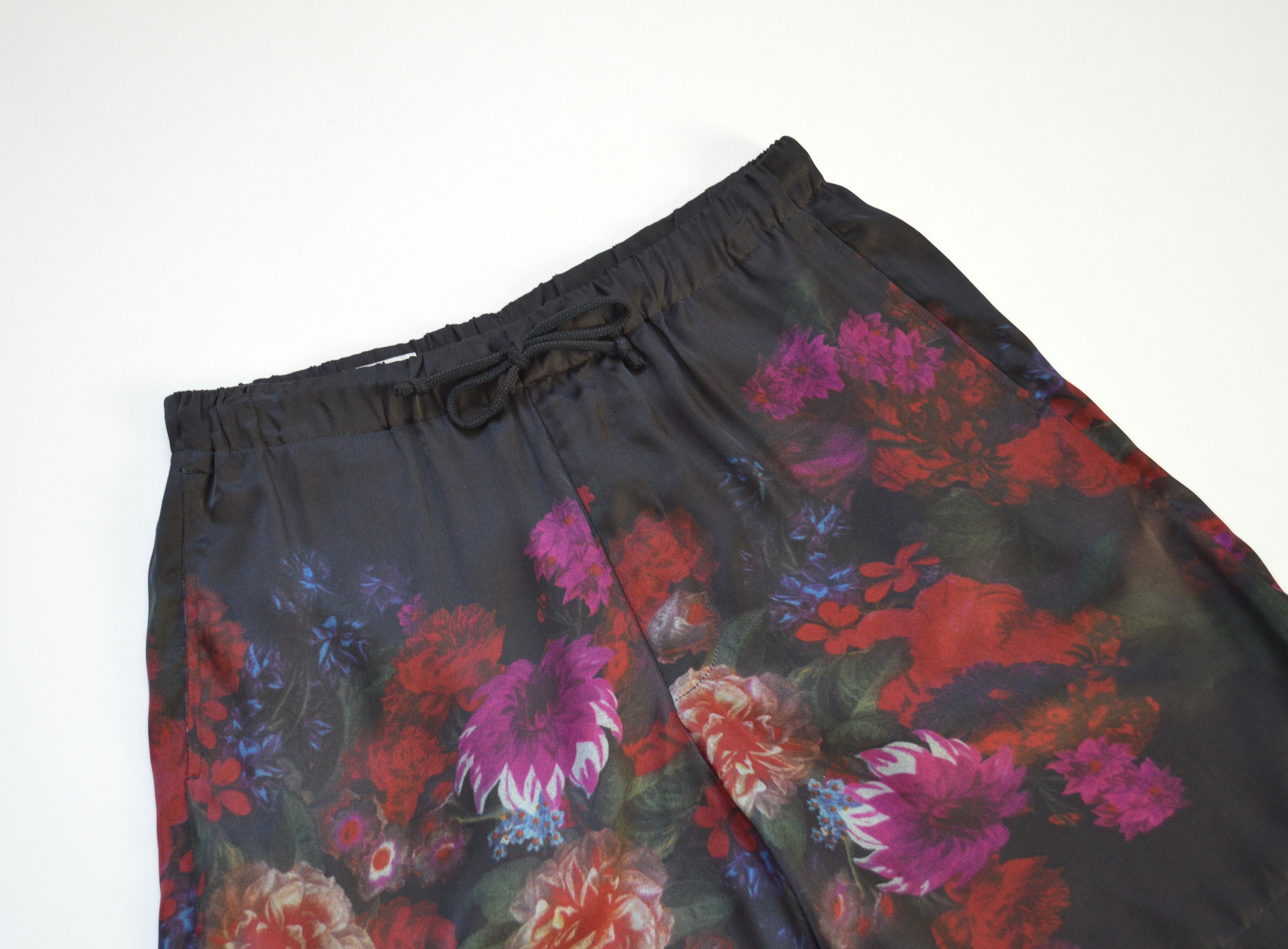Dries Van Noten S/S 20 Floral Print Satin Shorts Size US 34 / EU 50 - 4 Thumbnail