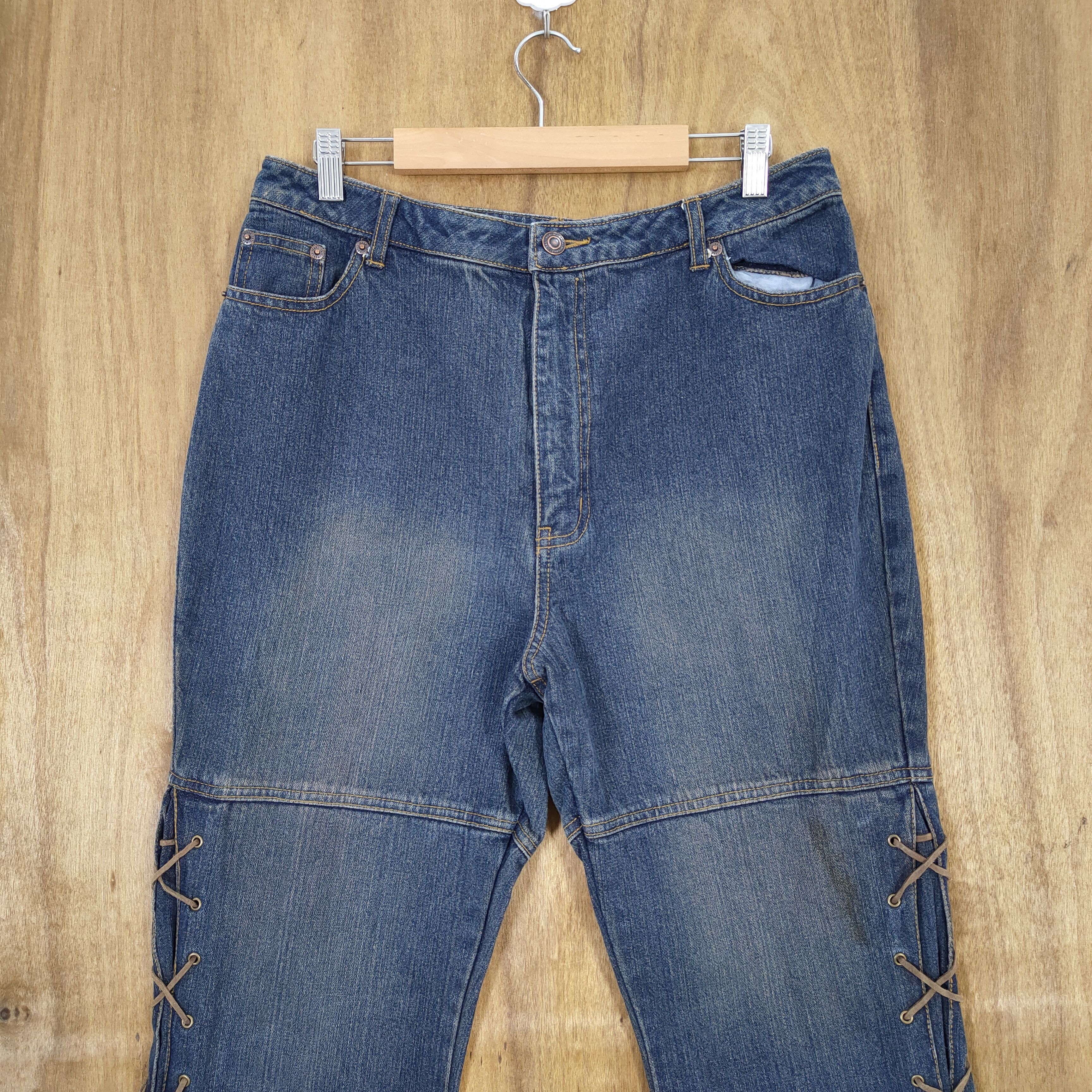 Japanese Brand LIVRE CLAIRE PARACHUTE FLARE JEANS PANTS Size US 32 / EU 48 - 6 Thumbnail