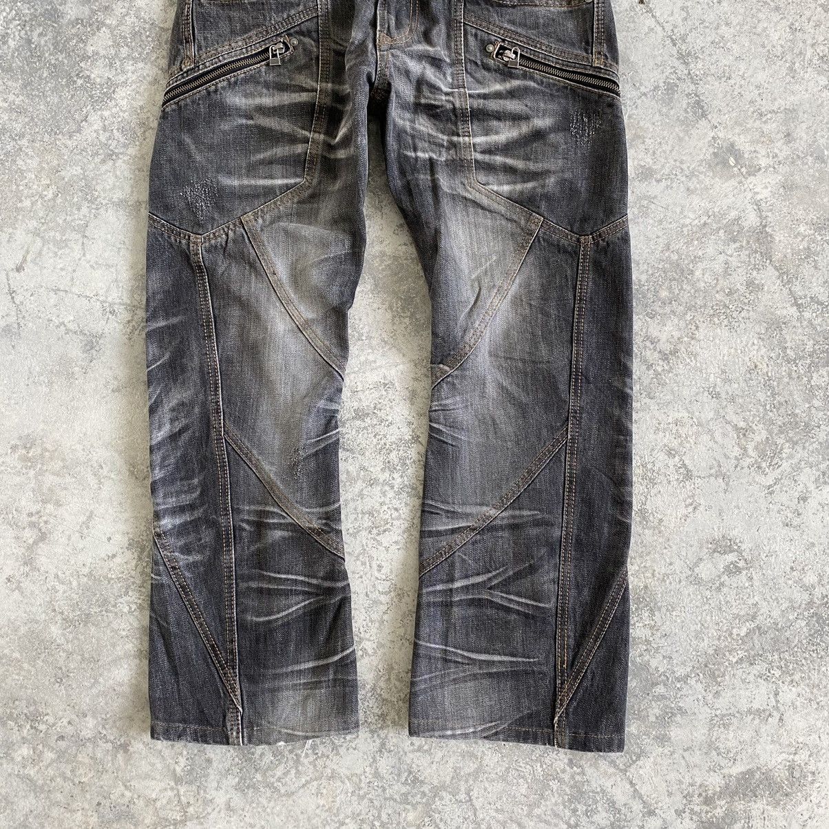 Matsuda Nicole Hideaways Curved Leg Whisker Washed Cropped Jeans Size US 33 - 4 Thumbnail