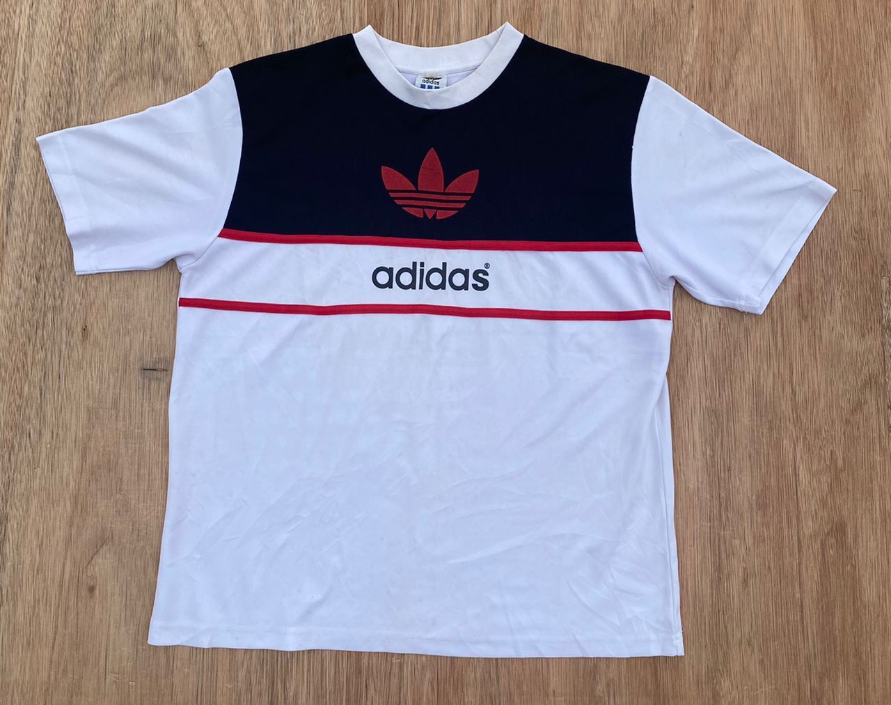 Adidas × Vintage Vintage Tee D - 27 adidas Size US M / EU 48-50 / 2 - 1 Thumbnail