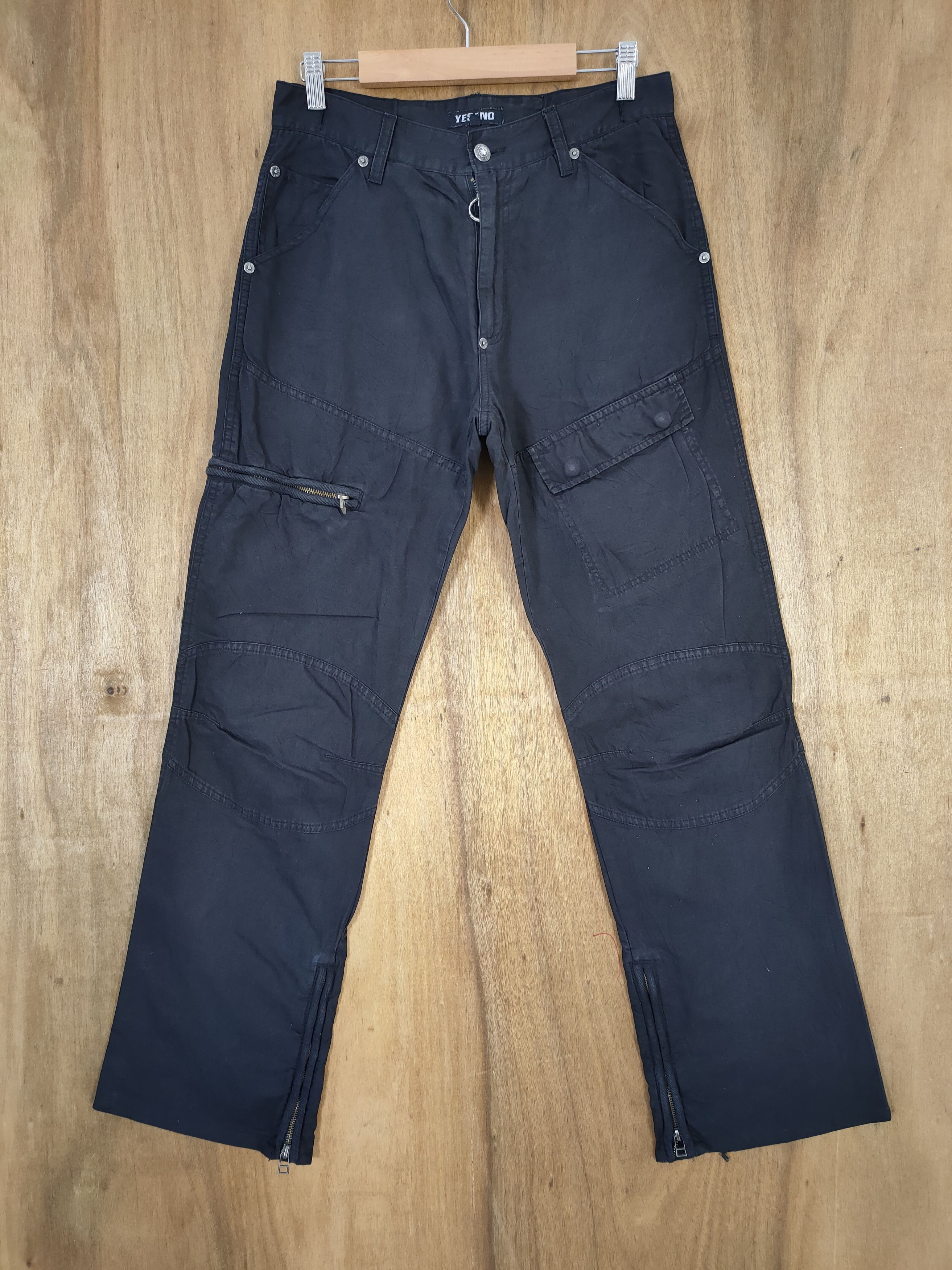 Japanese Brand VINTAGE YES OR NO BACK POCKET FLARE CARGO PANTS Size US 30 / EU 46 - 1 Thumbnail