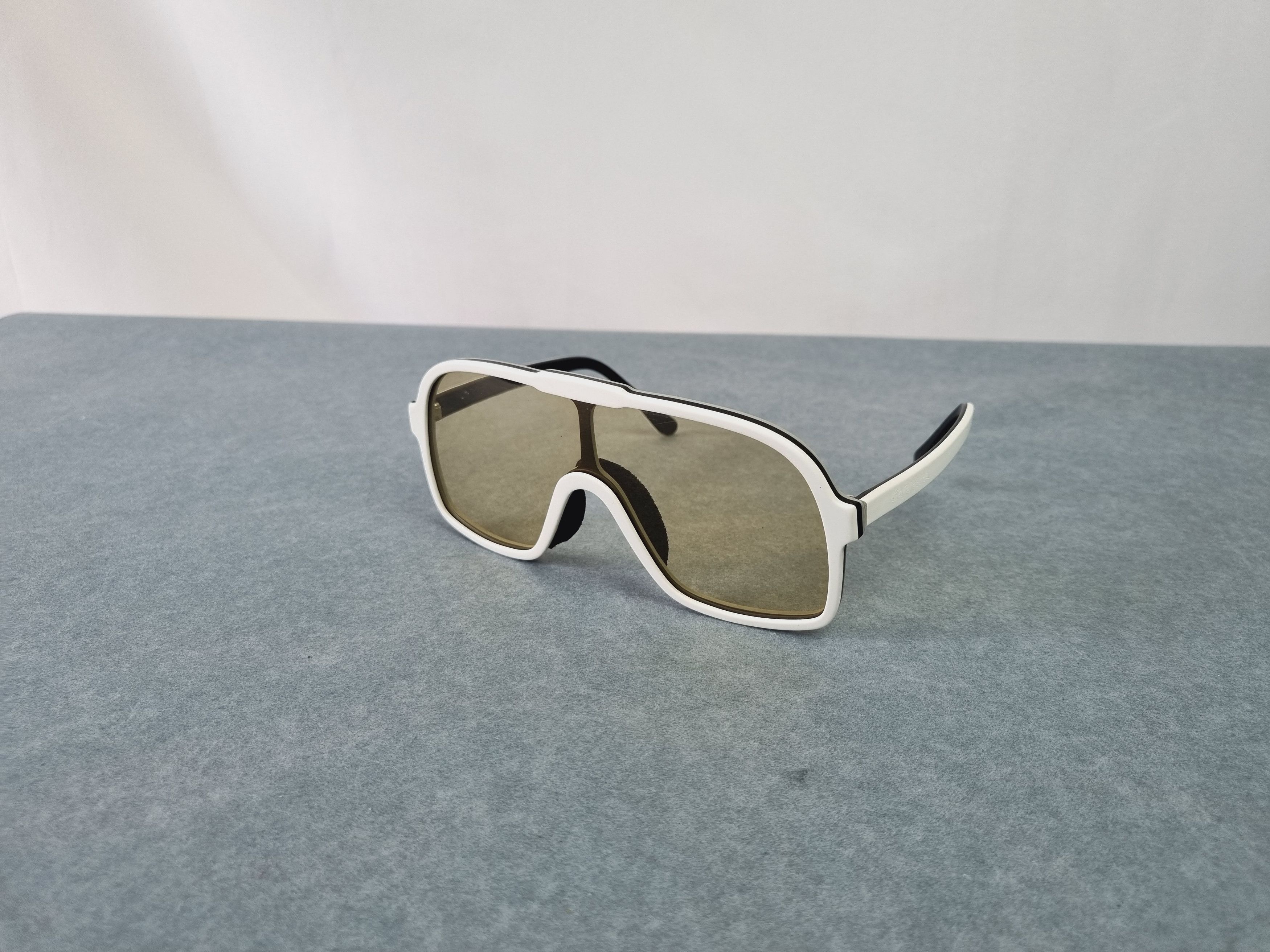 Carrera × Porsche Design × Vintage Rare 90s Carrera Vintage Sunglasses seen on Pharell Size ONE SIZE - 3 Thumbnail