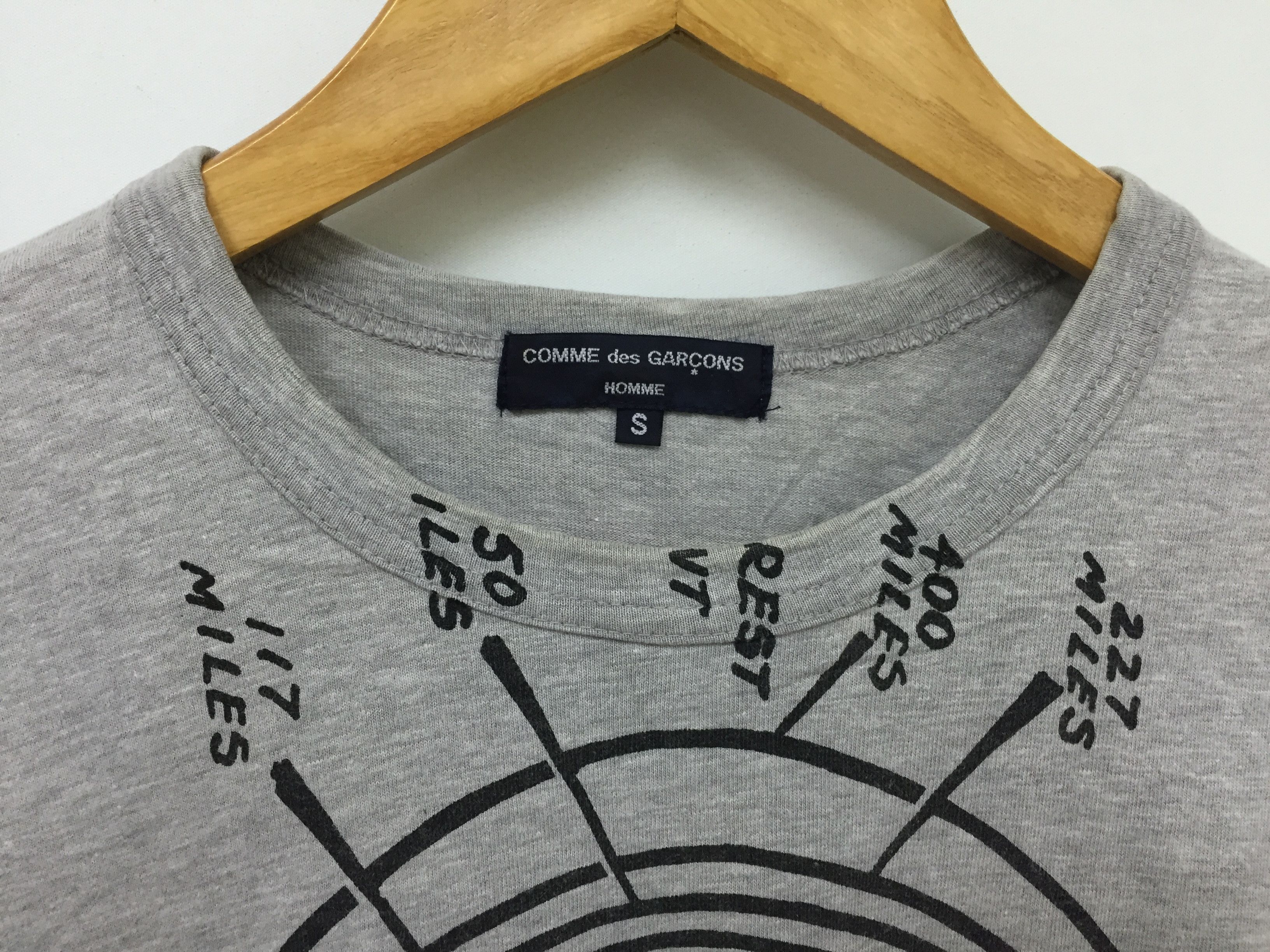 Comme des Garcons × Comme des Garcons Homme Plus AD05 1958 Explorer III Satellite’s orbital path tee Size US S / EU 44-46 / 1 - 8 Thumbnail