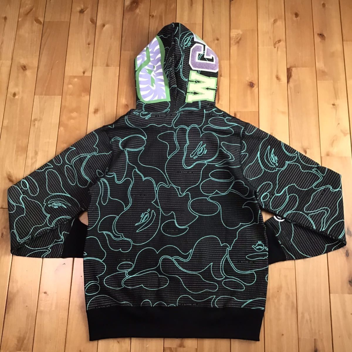 Bape 💫Glow in the Dark TEXT CODE CAMO Shark full zip hoodie BAPE Size US L / EU 52-54 / 3 - 3 Thumbnail