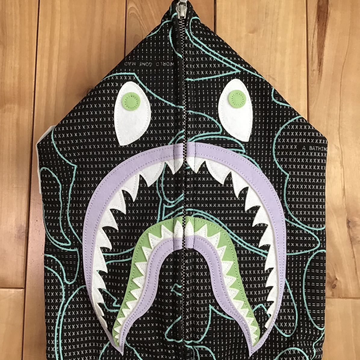 Bape 💫Glow in the Dark TEXT CODE CAMO Shark full zip hoodie BAPE Size US L / EU 52-54 / 3 - 4 Thumbnail